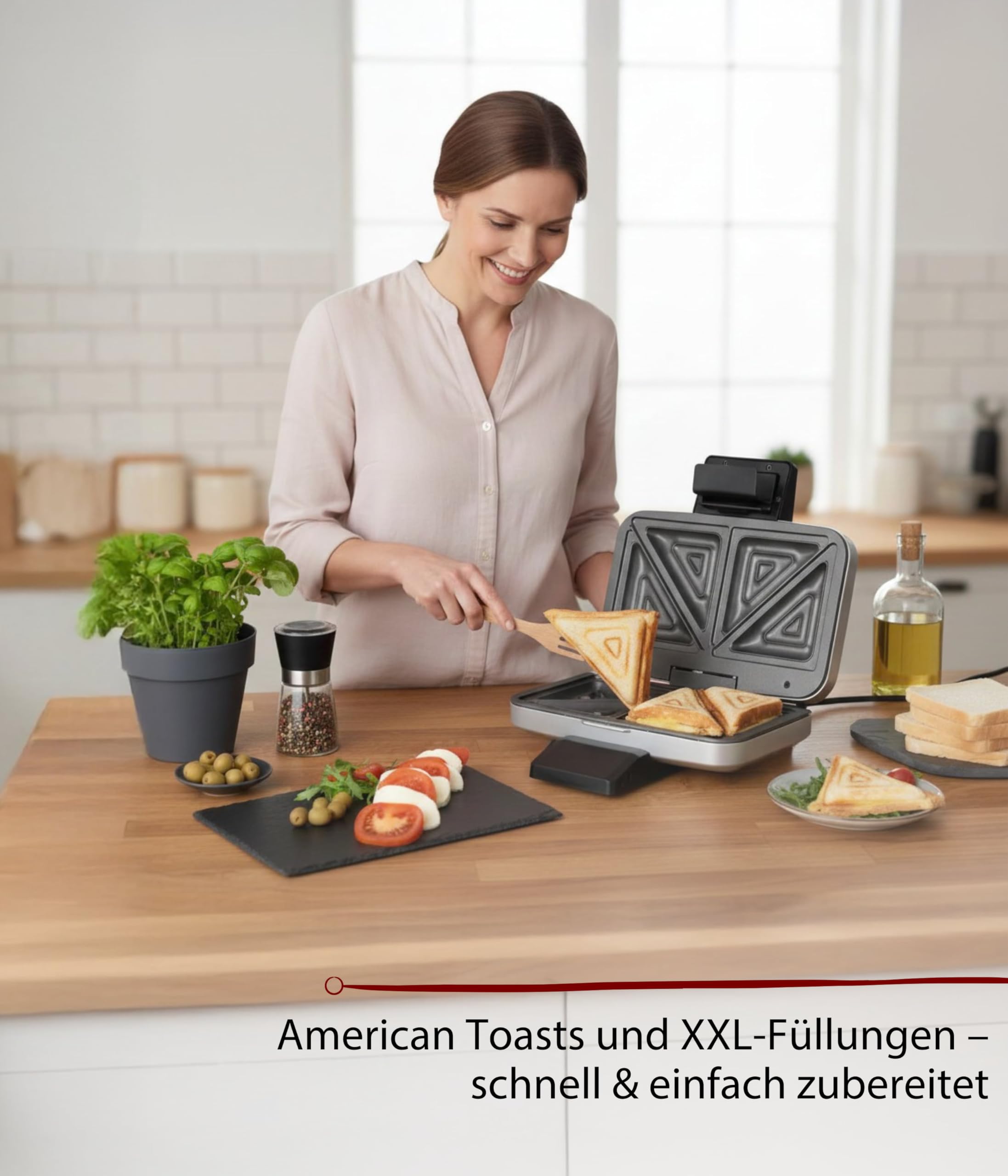 Cloer 6259 Sandwichmaker, 900 W für 2 diagonal geteilte Toasts, American Toasts, XXL Füllungen, Silber
