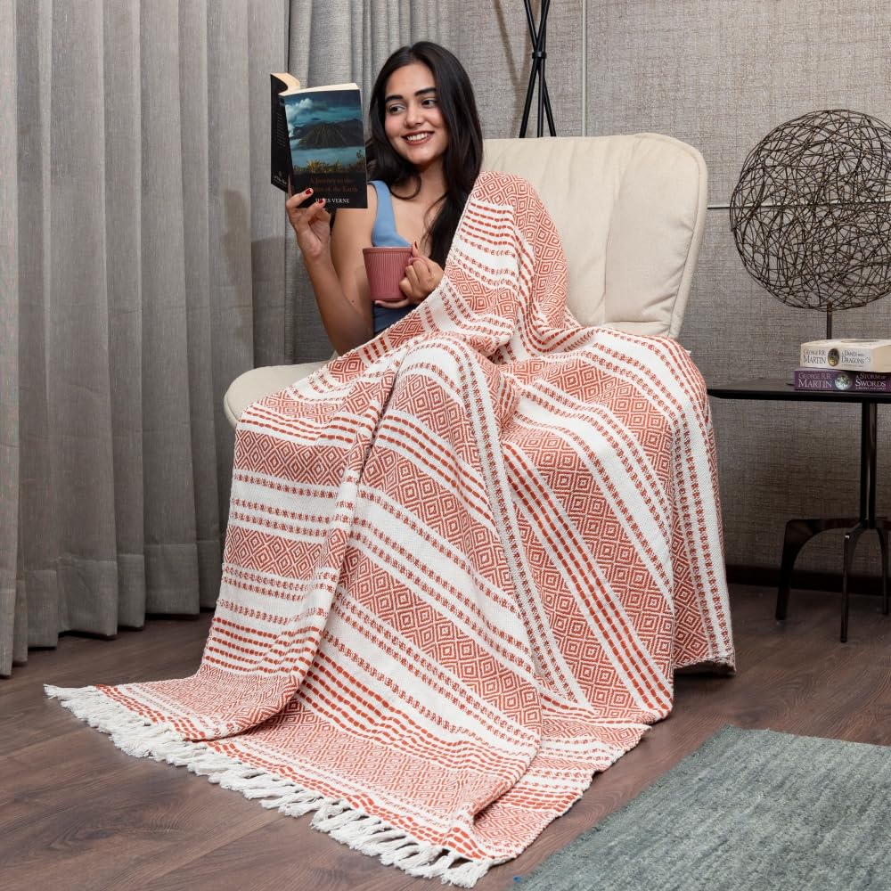 Urban Space Handmade Pure Cotton Sofa Throw Blanket, Soft Decorative Throw for Living Room, Sofa, Chair and Couch, Reversible and Breathable Throw with Tassels (Size- 125 cm x 150 cm, Boho Red&White) (B0D3PVGQVD) Amazon Price History, Amazon Price Tracker