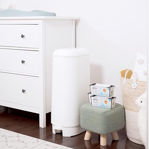 Miniatura 13 de Diaper Genie Signature Pail incluye 1 rollo de recarga fácil con 18 bolsas Capacidad para hasta 846 pañales de tamaño recién nacido por recambio