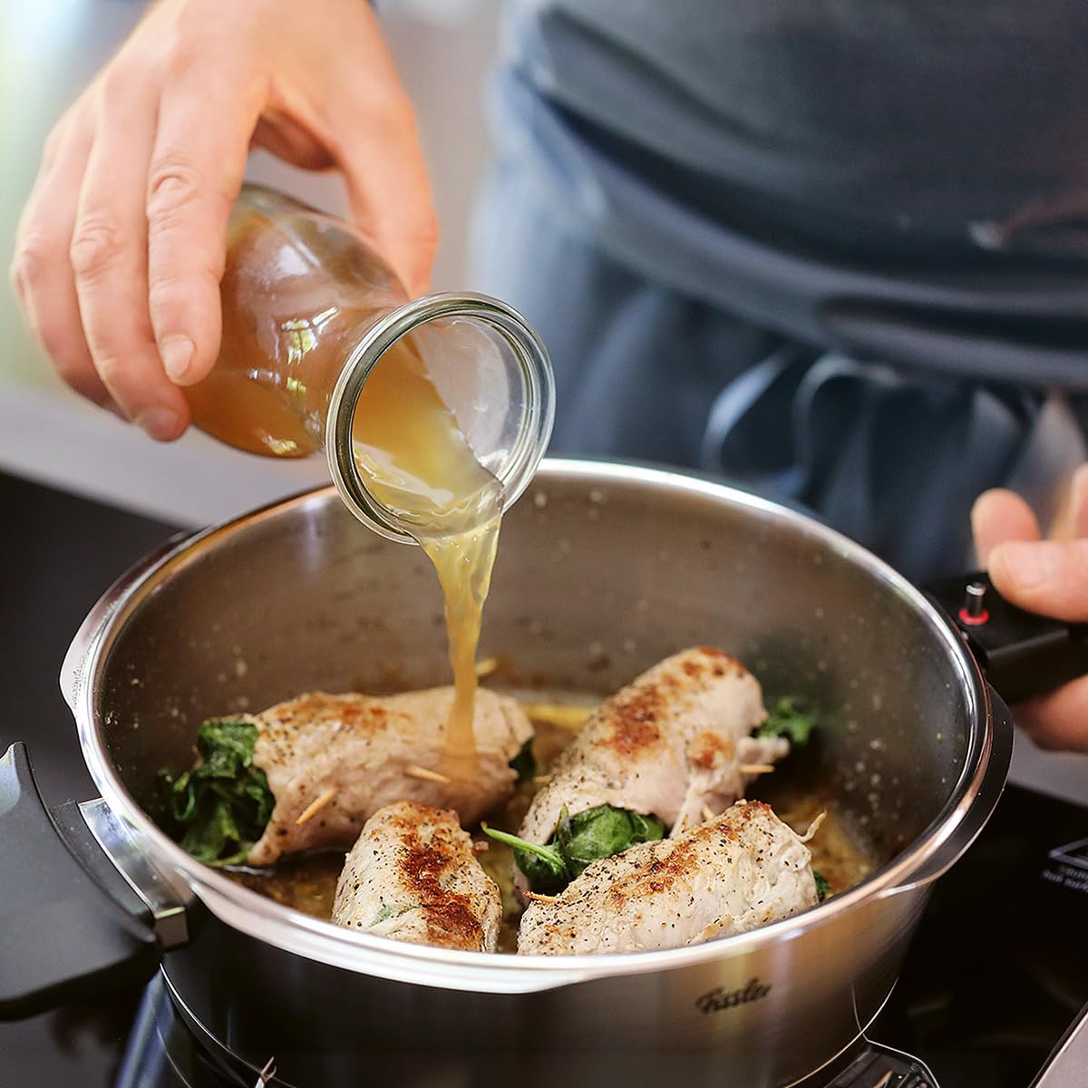 Fissler Vitavit Premium Pentola a pressione in acciaio inox 1.8 L, 18 cm, 4 livelli di cottura, incluso inserto, adatta a fornelli a induzione