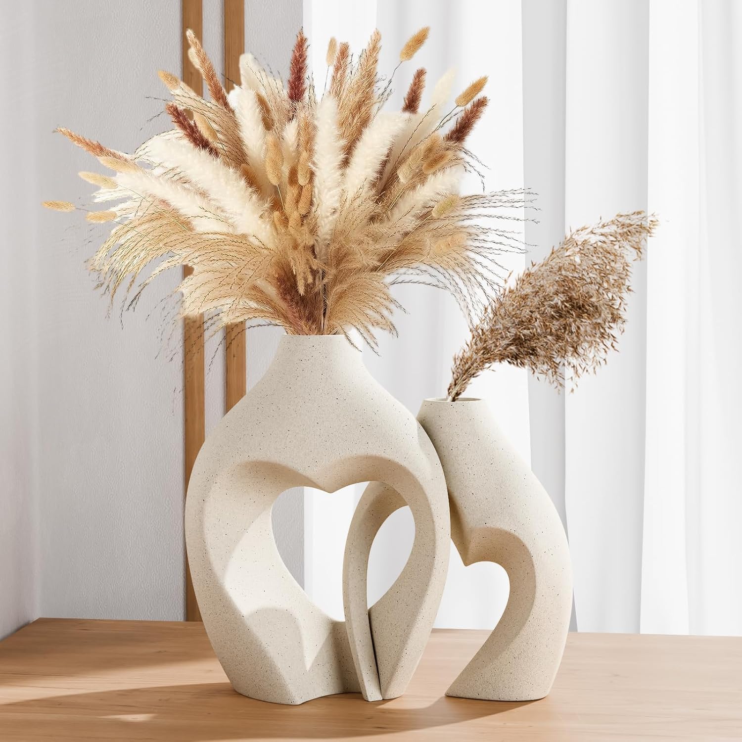 PUREZENTO Unique White Donut Heart Ceramic Vase 8.3 & 6.9 Inch - Set of 2 | Decorative Heart Donut Vase for Dried Flowers & Pampas Grass | Vases for Modern Home Decor, Living Room, Office Decor Ideas