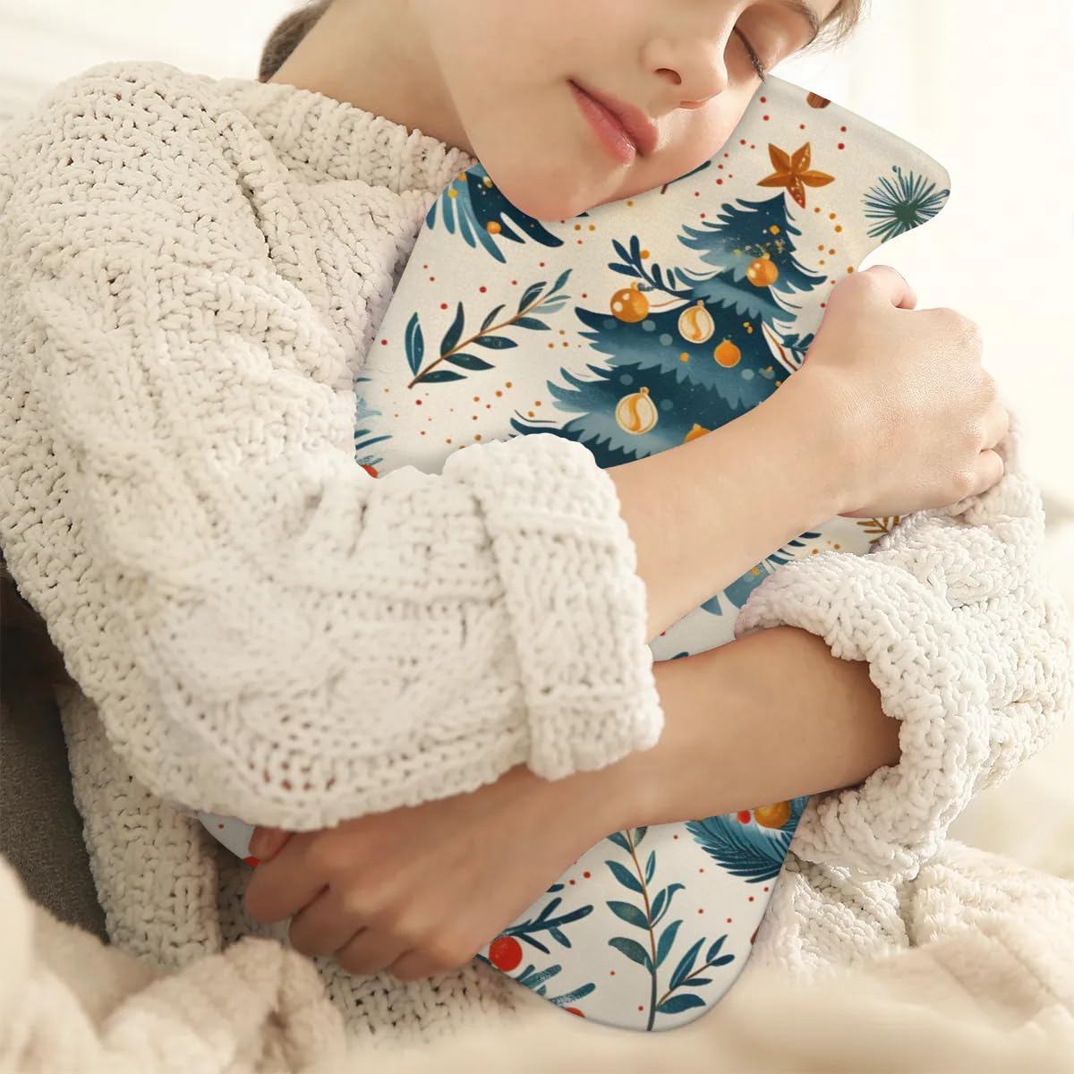 Hot Water Bottle with Soft Cover,2L Bright Xmas Tree Hot Water Bag for Hot and Cold Compress, Hand Feet Warmer, Rubber Hot or Cold Water Bottle Halloween Christmas Decorations