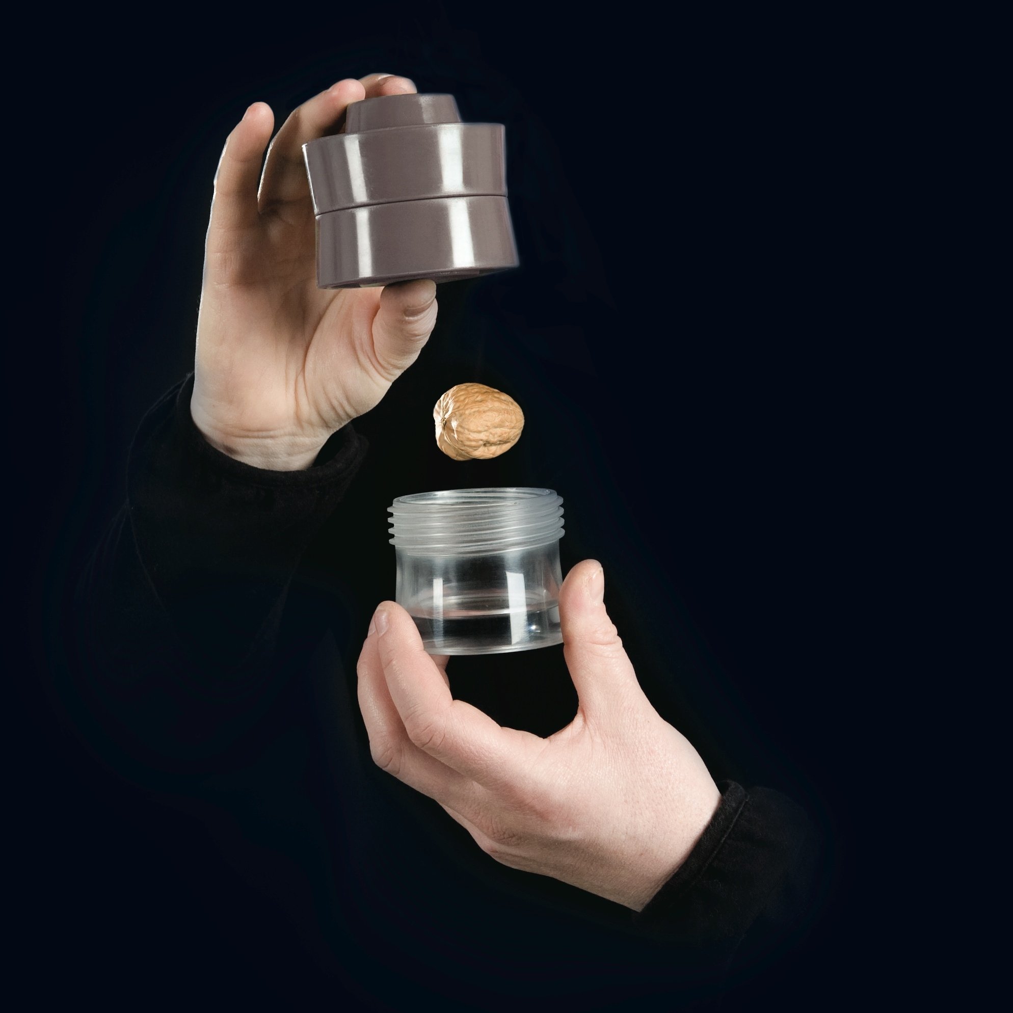 royal vkb nut cracker