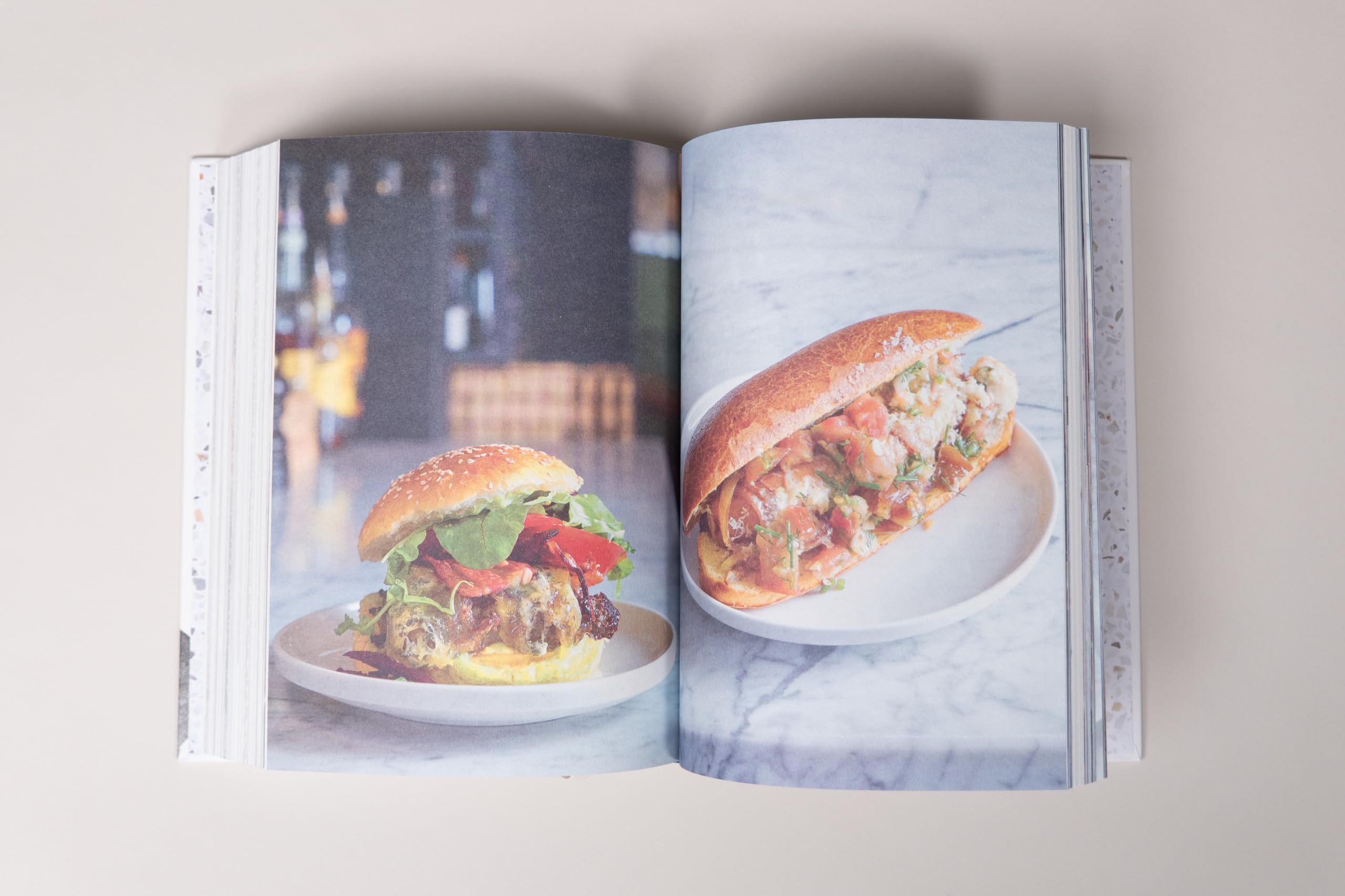 Bistro /anglais: French food and wine for every occasion