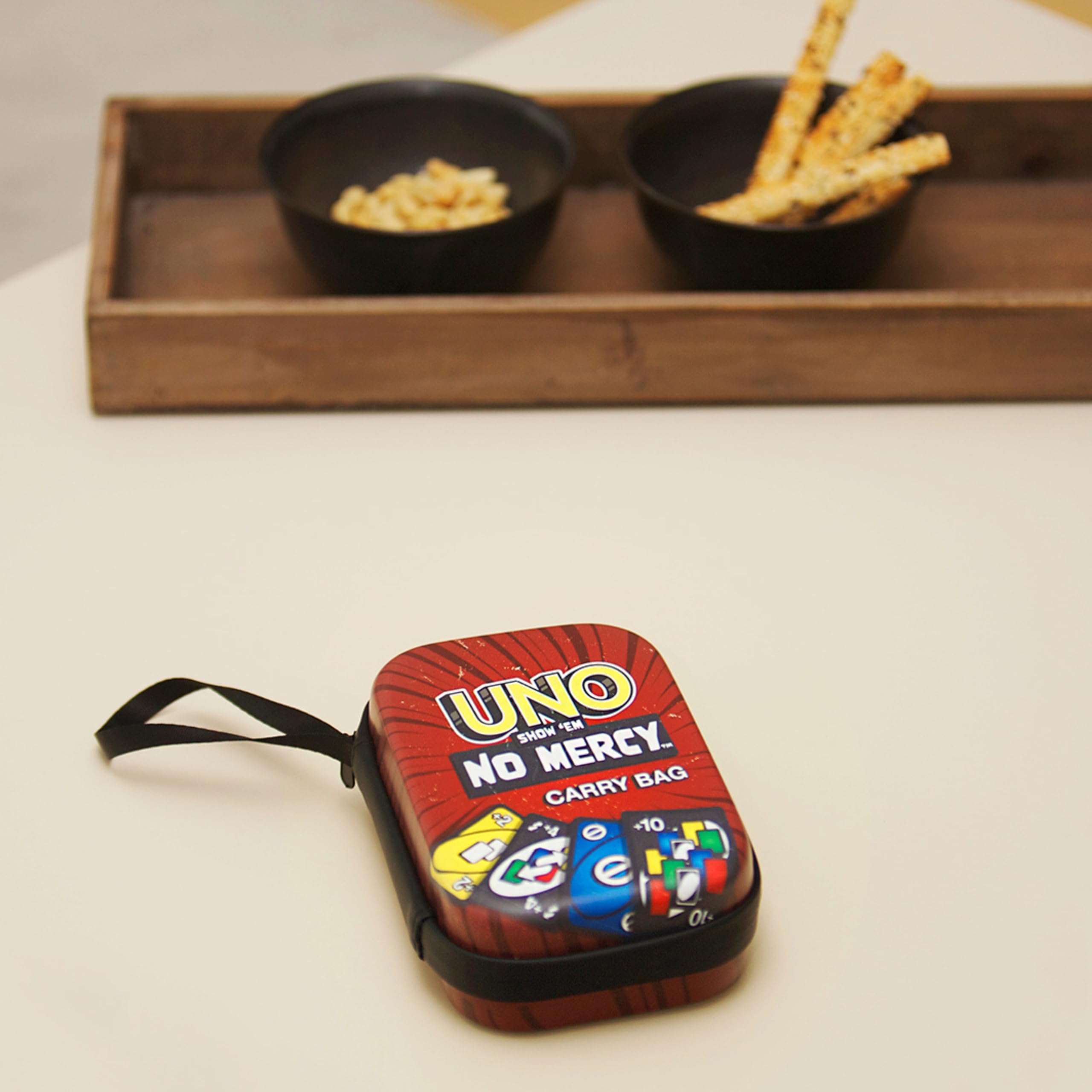 Theo Klein 5974 Borsa da Trasporto Uno 'Show Them No Mercy', Pratica Borsa da Trasporto per Carte da Gioco, Carte Non Incluse, Giocattoli per Bambini dai 3 Anni in Su