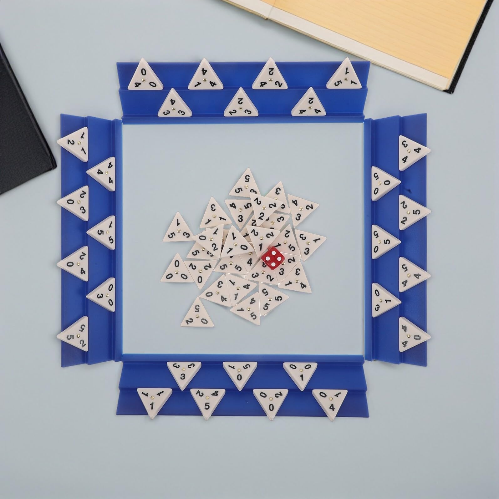 GALPADA Juego de Fichas de Dominó Triangular de Melamina Portátil Estuche de Viaje Piezas Numéricas Claras para Entrenamiento Lógico y Juego Familiar Compacto para Ocio y Estrategia en