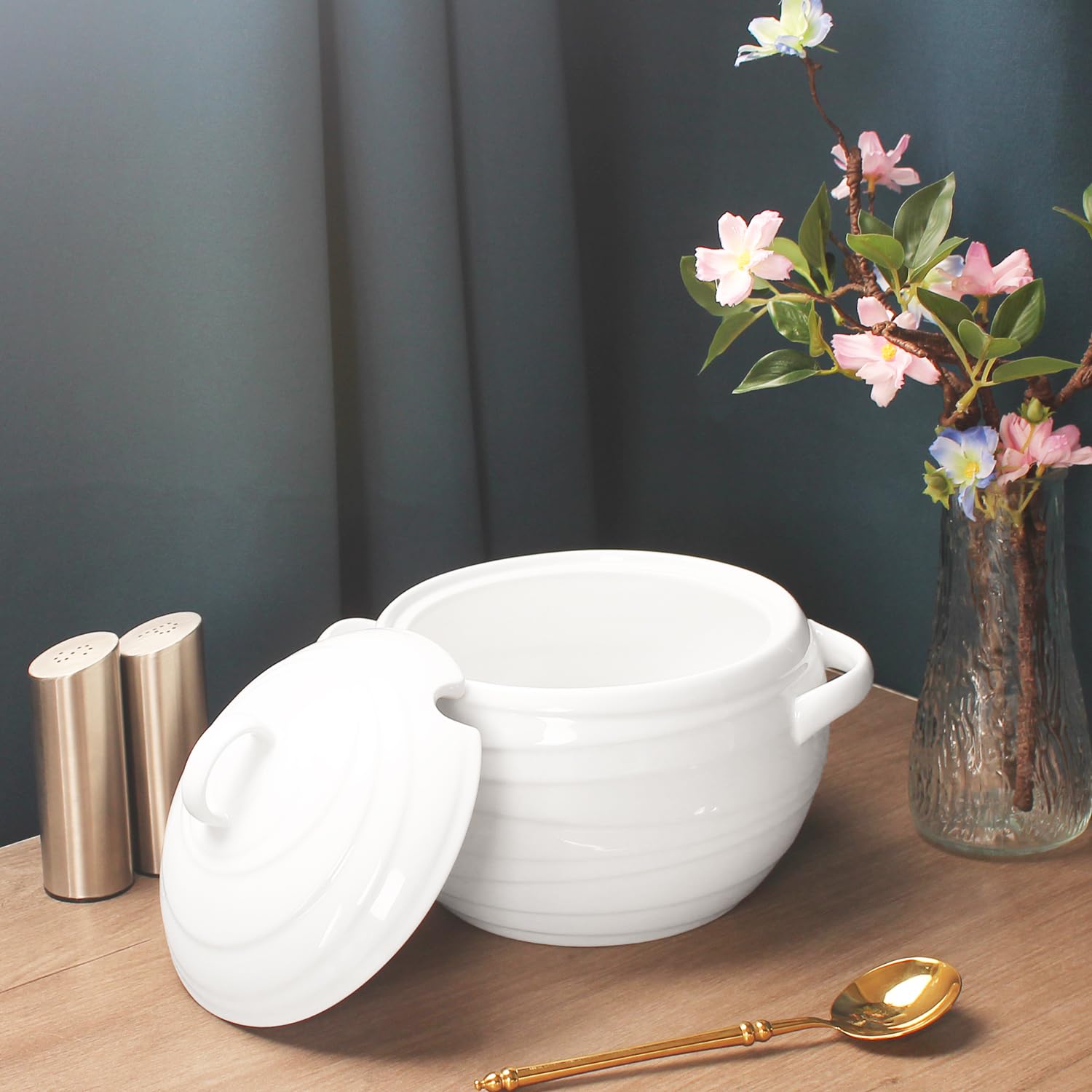Cacerola, cacerola de forma esférica de 37 onzas con tapa, asas de porcelana para servir de horno a mesa, para cena y fiesta, apto para lavavajillas y microondas (7.6 pulgadas)