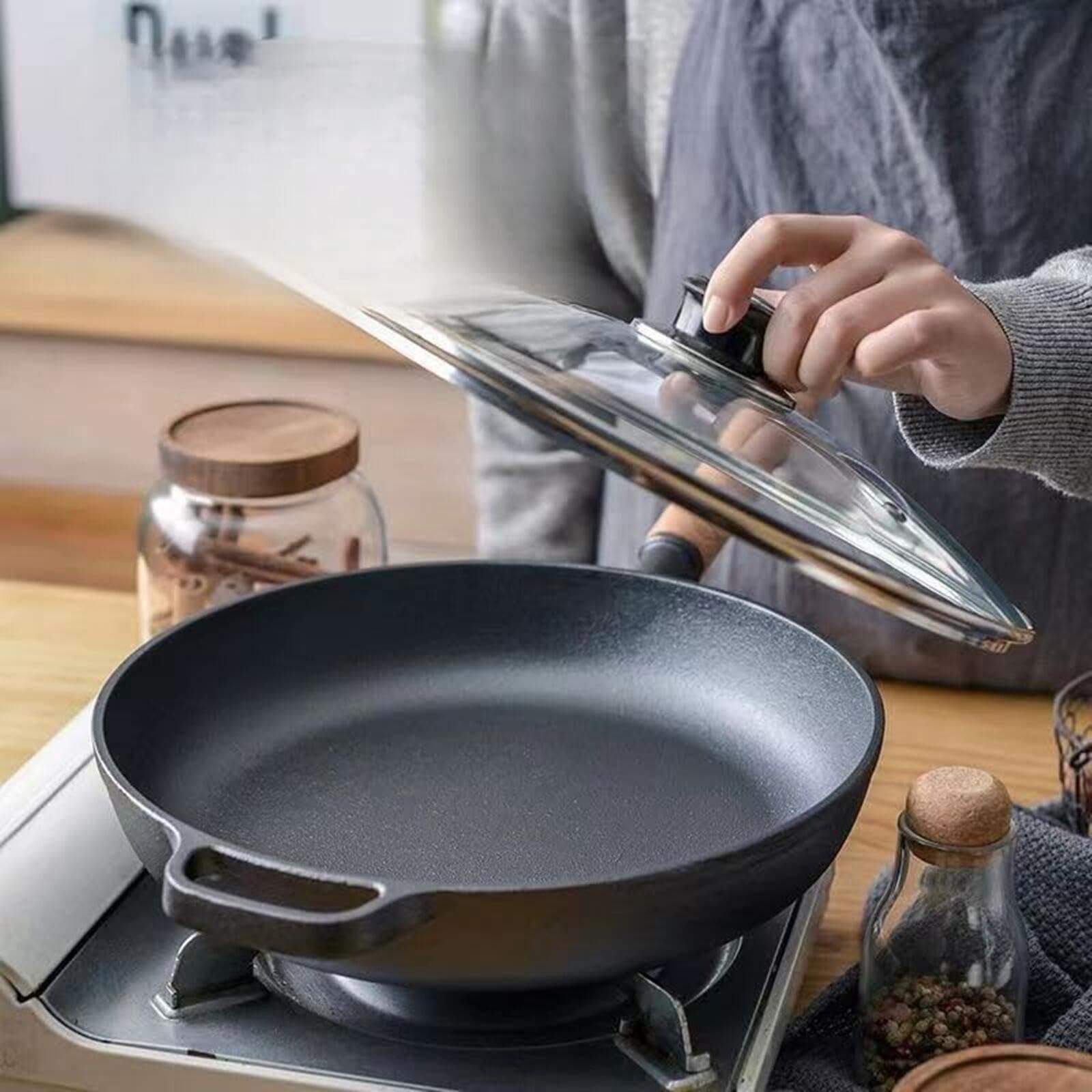 Amazon | Lucky Star フライパン 岩鉄鉄器 鉄鍋 中華鍋 木製ハンドル