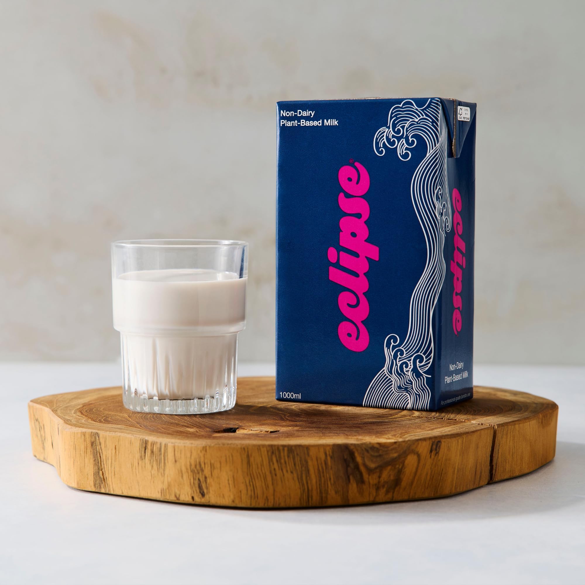 Eclipse Milk, 33.8 fl oz (1 L) x 6 Bottles, Barista, Latte Art, Vegan, Chicks, Creamy, Foaming