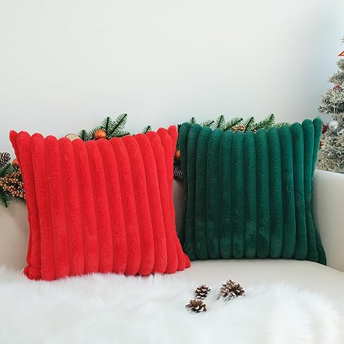 Miniatura 6 de JOJUSIS Paquete de 2 fundas de almohada decorativas de felpa de pelo sintético para sofá, fundas de almohada suaves (verde oscuro, 18 x 18 pulgadas)