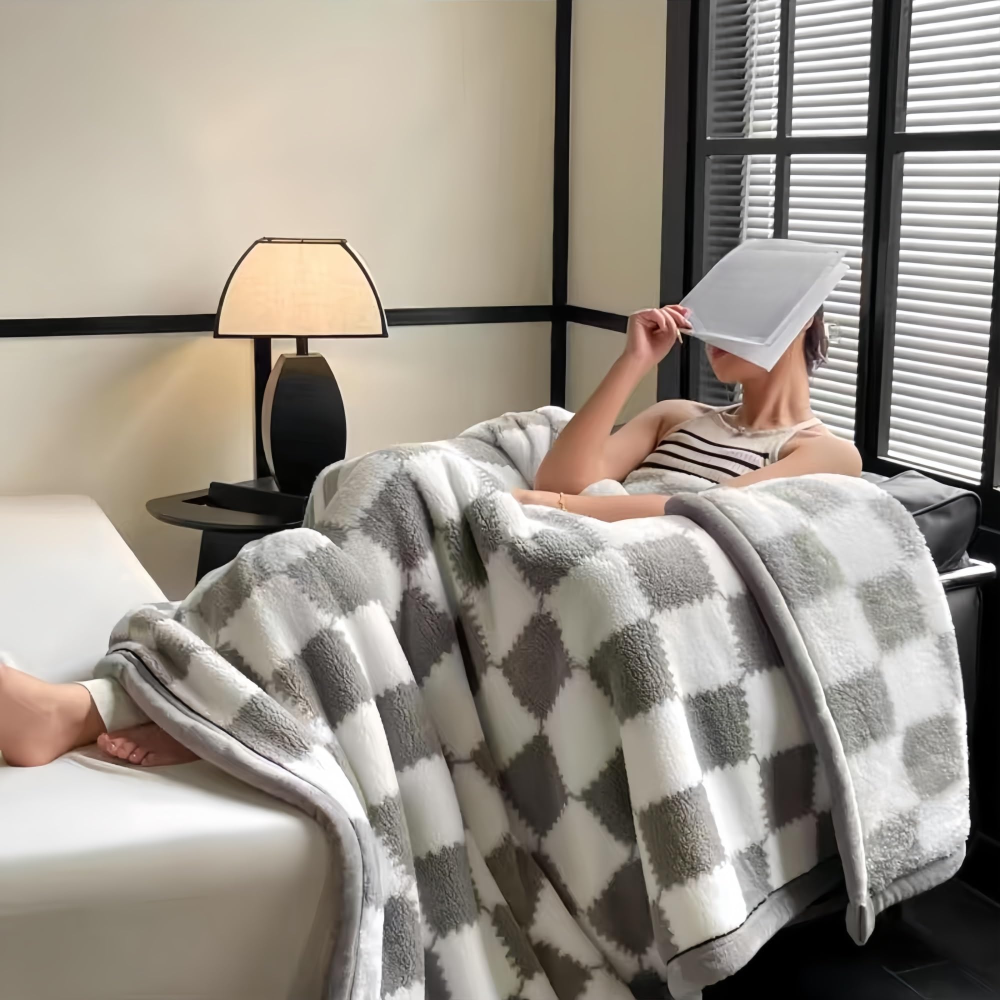 Coral fleece blanket, blue stripes, soft and comfortable, universal for all seasons, double-sided warm blanket, luxury large coral fleece blanket, suitable for beds, sofas, chairs, couches(C,120*200cm