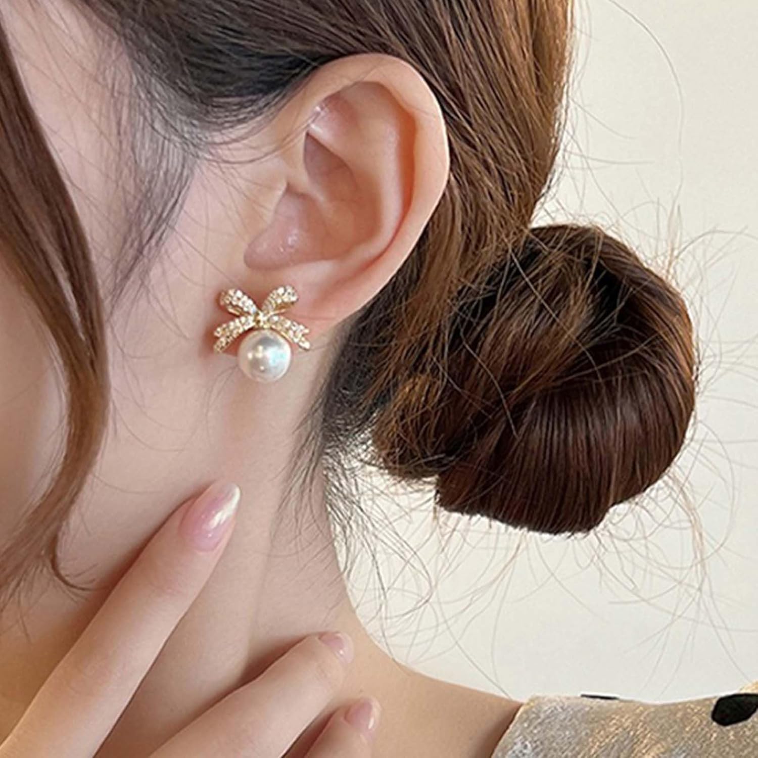 Vintage Pearl Bow Earrings for Girls Boho Crystal Bow Stud Earrings Rhinestone Bow Knot Earrings Pearl Bead Earrings Wedding Pearl Earrings Jewelry for Women Gifts - Image 6