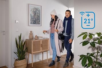 Bosch Smart Home Room Thermostat II for wired heating systems, 230 V, compatible with Google Assistant and Alexa