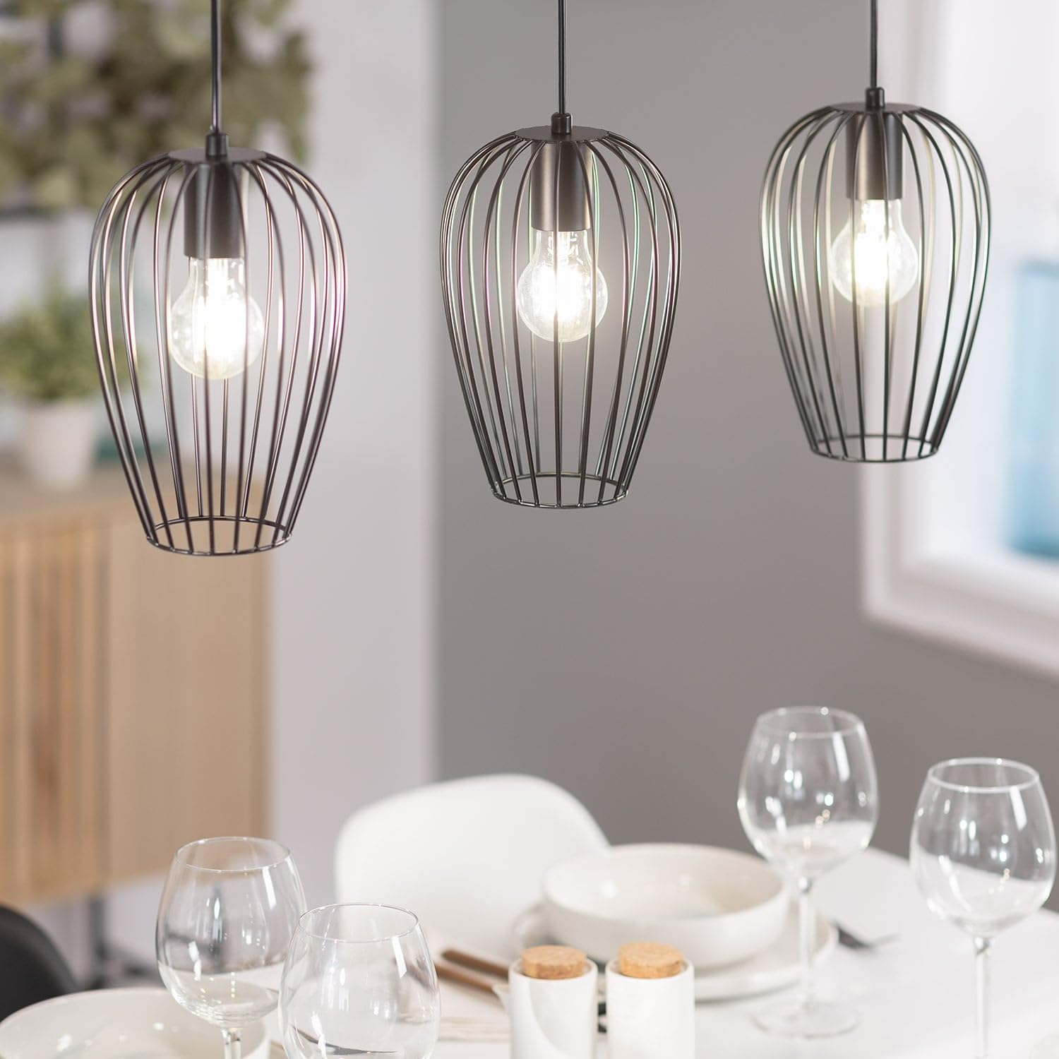 LEDKIA Lampada a Sospensione in Metallo 3 Faretti Telmi Nero | Portalampade E27 Integrati | Uso Interno IP20 | Dimensioni Compatte | Resistente Alluminio