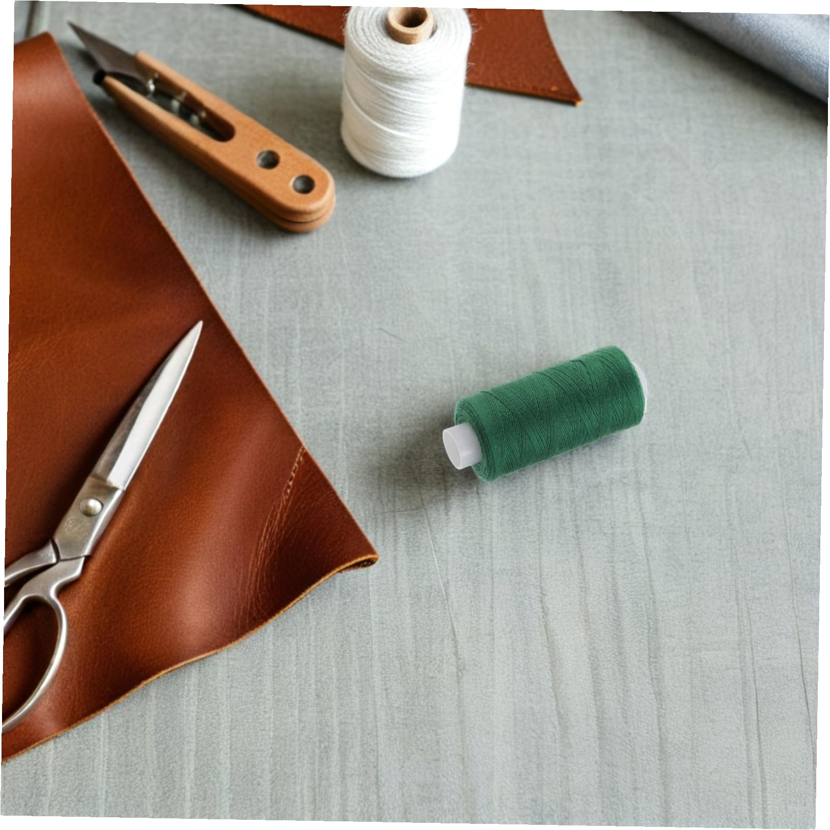Kit de Hilo para Coser de 36 Colores, Bobinas de Poliéster de 400 Yardas, Carretes Preenrollados para Máquina y Costura a Mano, Adecuado para Manualidades y Sastrería Profesional