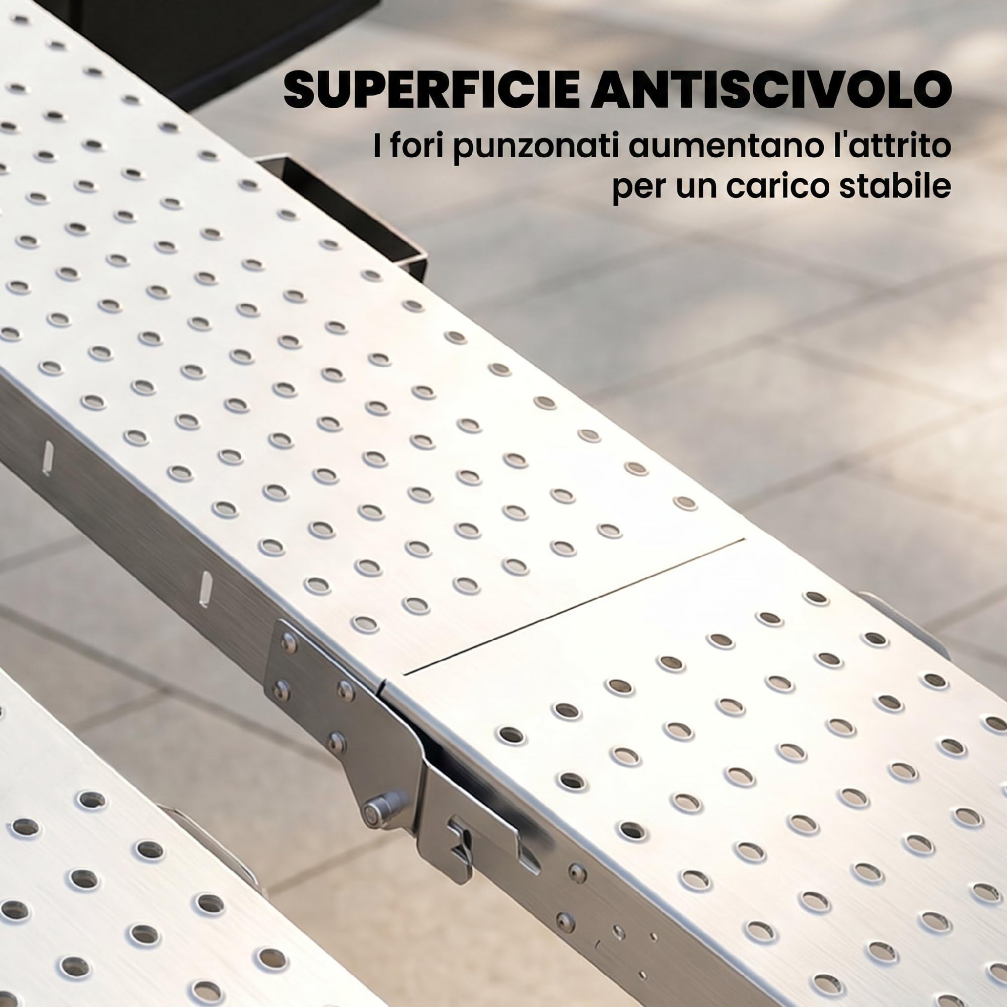 HOMCOM Set 2 Rampe di Carico, Rampe Pieghevoli in Metallo, Portata Totale 400 kg, 180 x 25.5 cm, con Maniglie e Fori Antiscivolo, per Moto, ATV, Rimorchio, Pick-up e Tosaerba, Argento