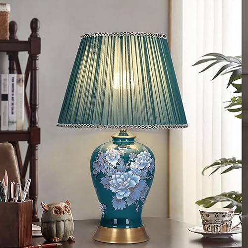 Miniatura 3 de PSXPSXO Lámpara de mesa de cerámica de flores blancas de 204 pulgadas lámparas de chinoiserie verdes pintadas a mano con pantalla de tela azul junto