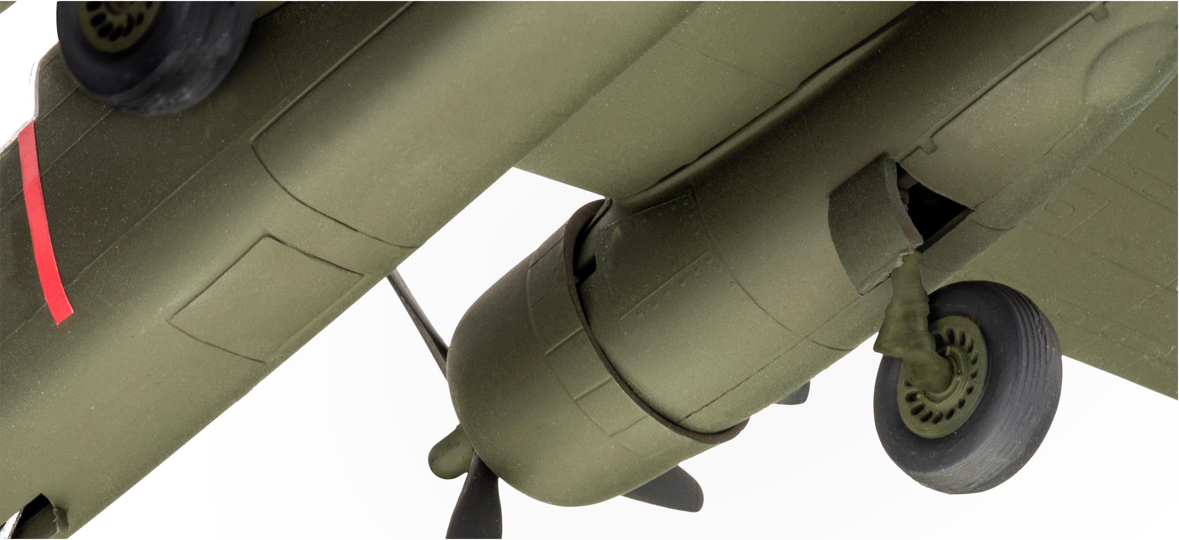 Amazon | ドイツレベル(Revell) 1/72 アメリカ陸軍 航空隊 B-25