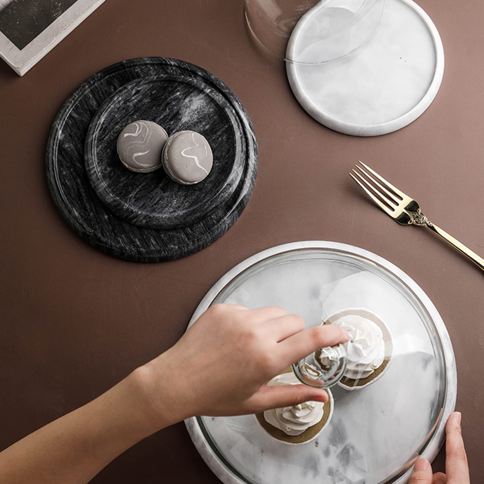Tapa para el microondas,Juego de Platos para Tartas para el hogar para Cualquier día Festivo, Suministros Multiusos para Hornear Bandeja de mármol Redonda Negra con Cubierta de cúpula de CRI