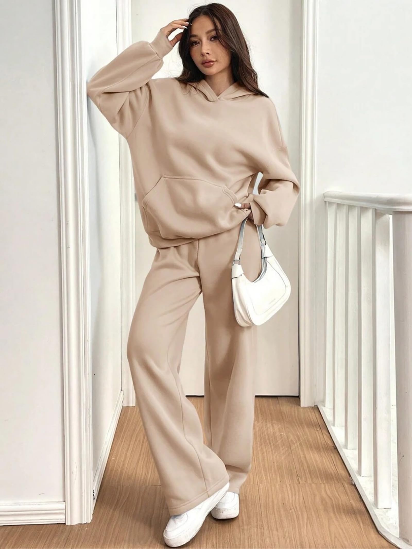 Conjunto deportivo de 2 piezas para mujer, diseño de otoño e invierno, sudadera con capucha de gran tamaño, pantalones deportivos de pierna ancha, casual, conjunto de chándal a juego