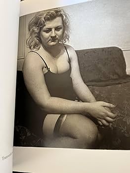 Amazon | Diane Arbus: An Aperture Monograph | Arbus, Diane