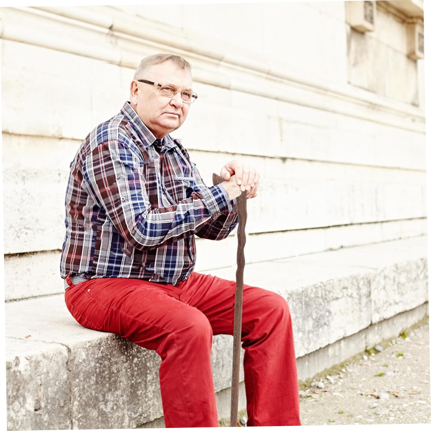 Totority 1pc Solid Wood Mountaineering Walking Stick Trekking Pole for Outdoor Activities Lightweight and Portable Design for Hiking and Climbing Adventures