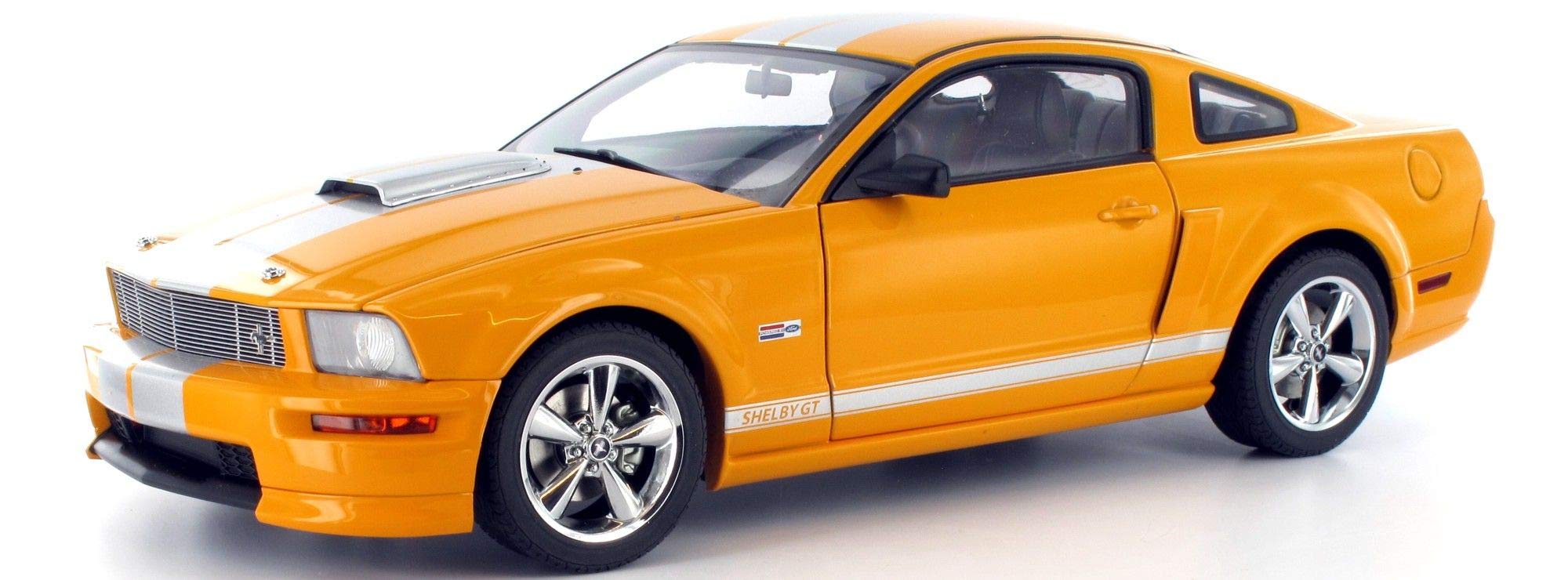 Amazon.co.jp: AUTOart 1/18 フォード マスタング GT クーペ