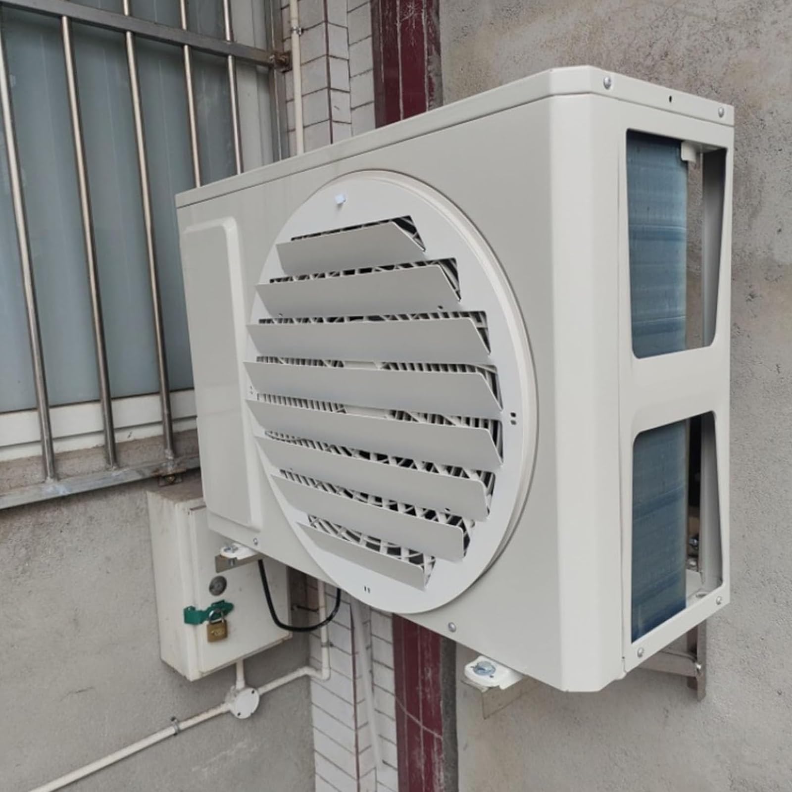 Rejilla deflectora de aire acondicionado contra el viento en contra