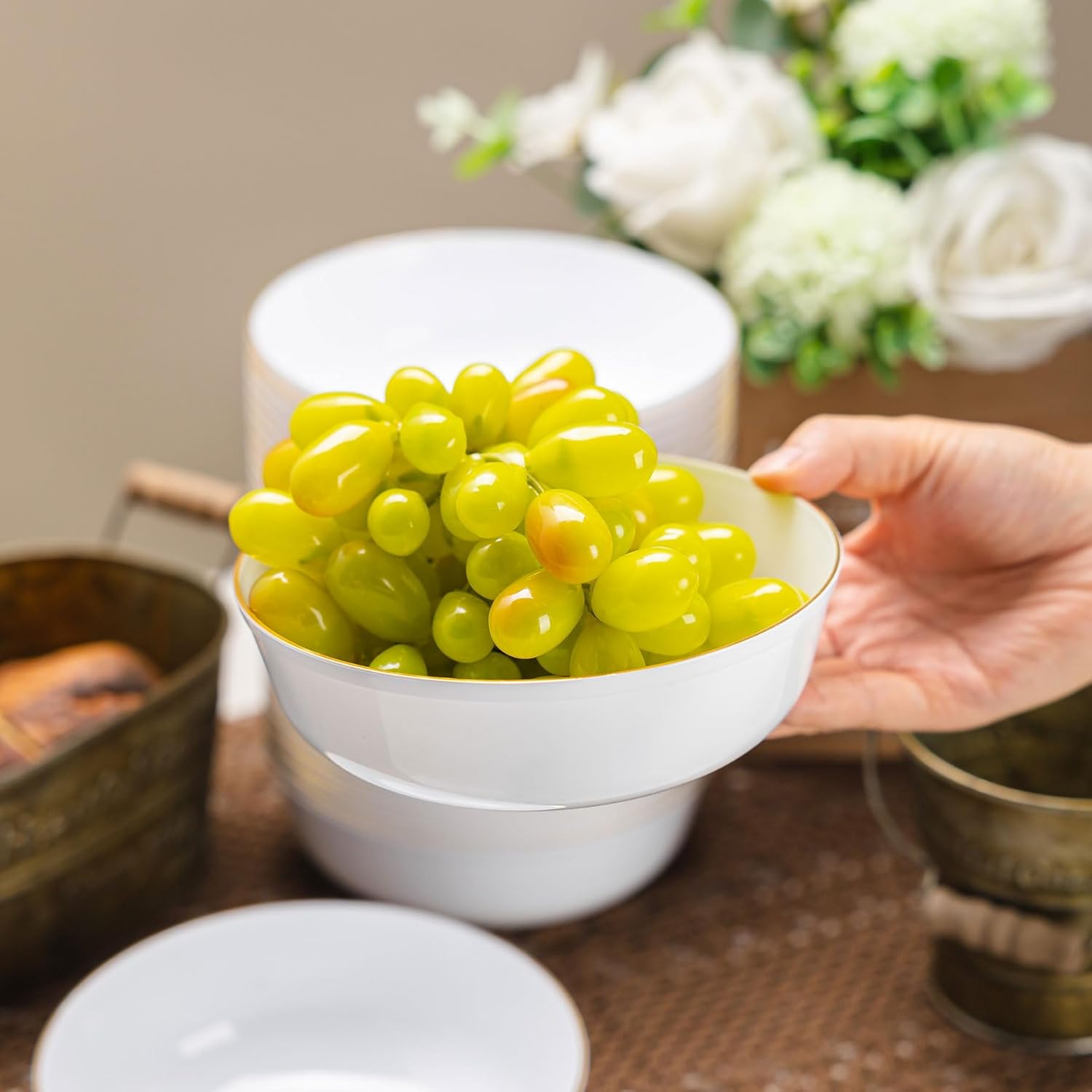 30 Pack 18oz White Plastic Bowls, Disposable Soup Bowls with Gold Rim Heavy Duty Salad Bowls for Party, Wedding - Image 5