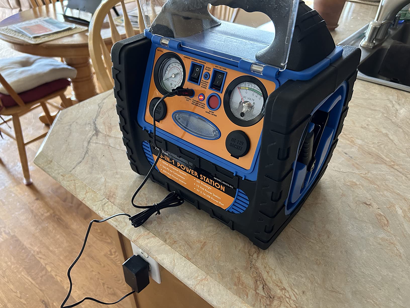 28/mo Finance ZunDian 1600 Amp Battery Jump Starter with Air