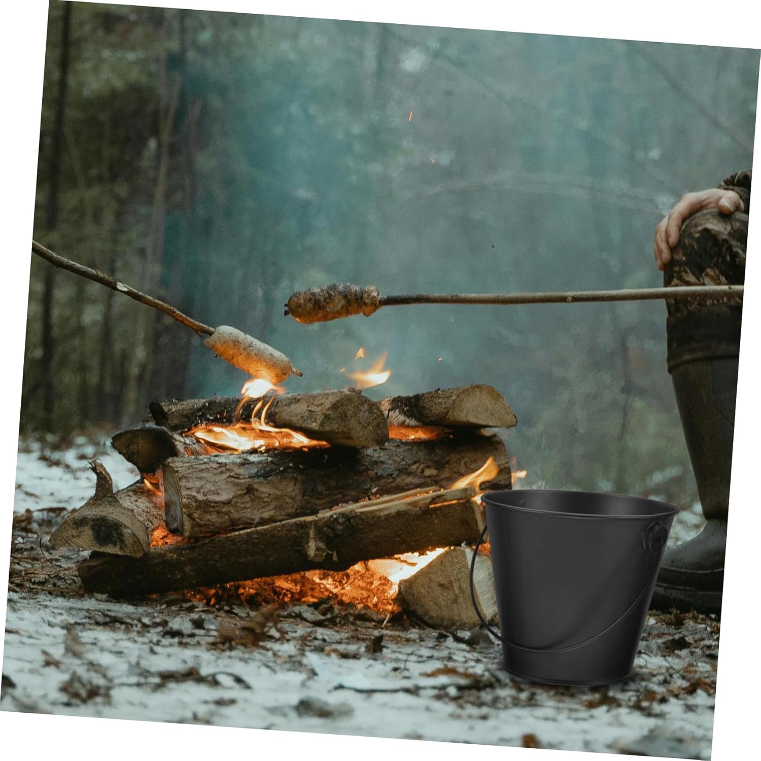 4pcs BBQ Oil Bucket for Grilling Compact Grease Collection Container for Outdoor Cooking Easy to Clean Drip Bucket Essential Grill Accessory