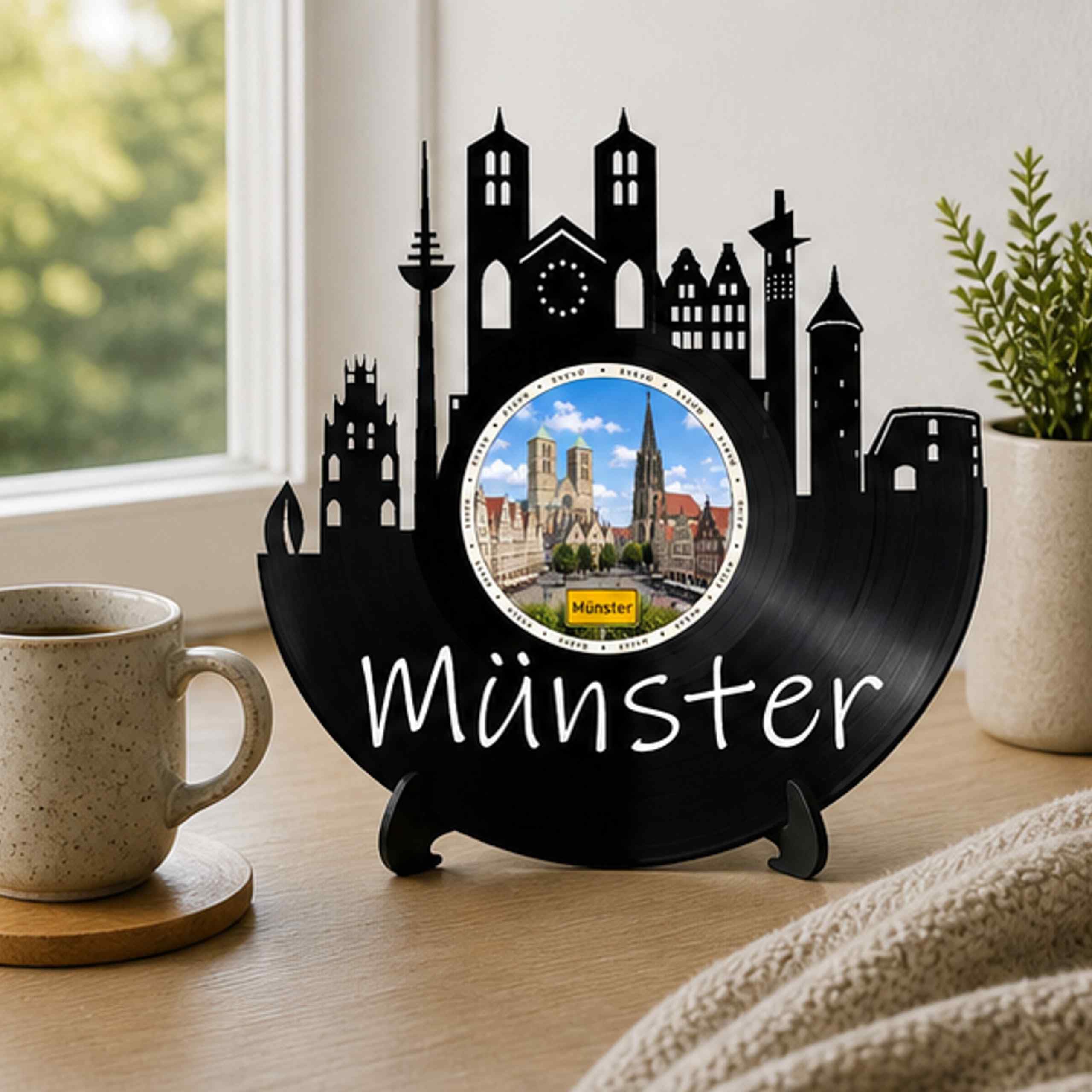 EVEVO Decorazione da parete a forma di disco di Münster, arte da parete in vinile con skyline della Westfalia, regalo per i fan di Münster, amanti della bicicletta della città principale del mercato
