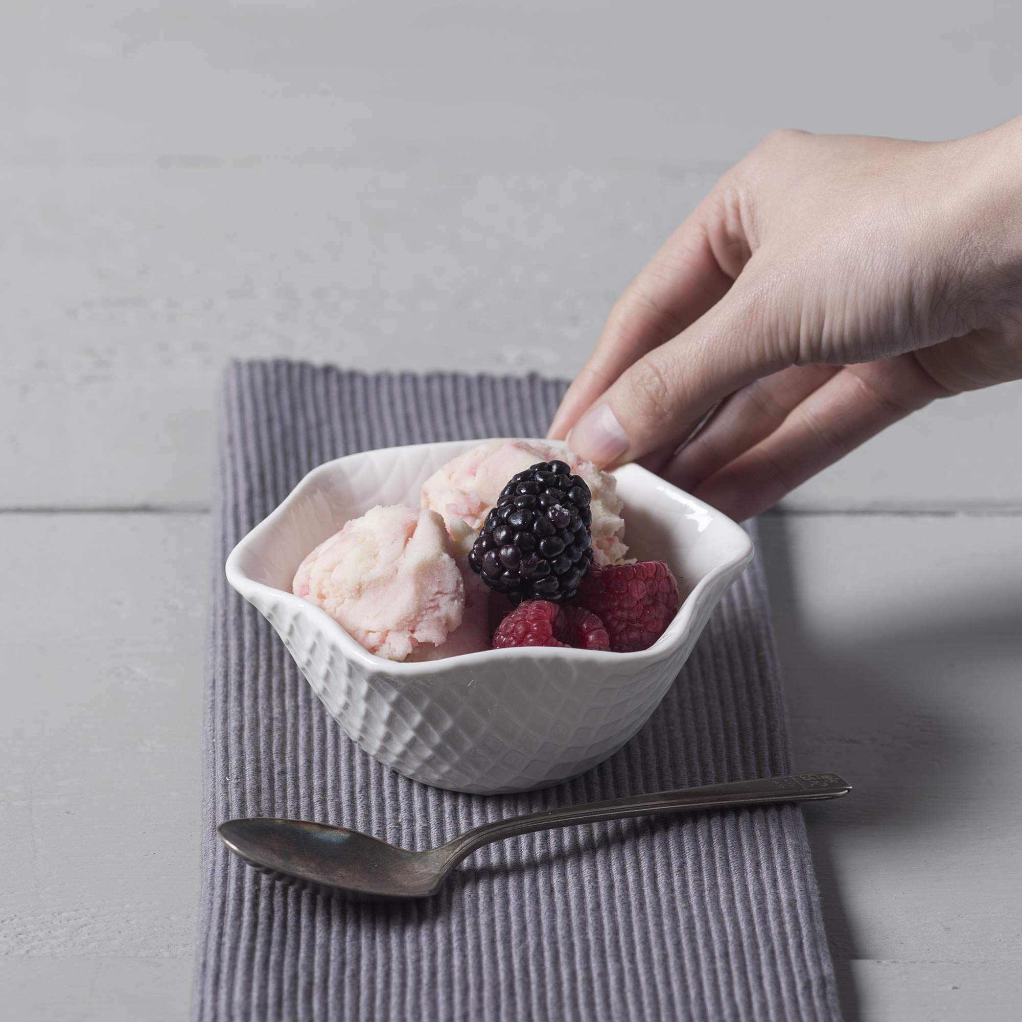 WM Bartleet & Sons 1750 T363 Traditional Porcelain Individual Ice Cream, Sorbet and Dessert Bowl, 12cm-White - Image 2