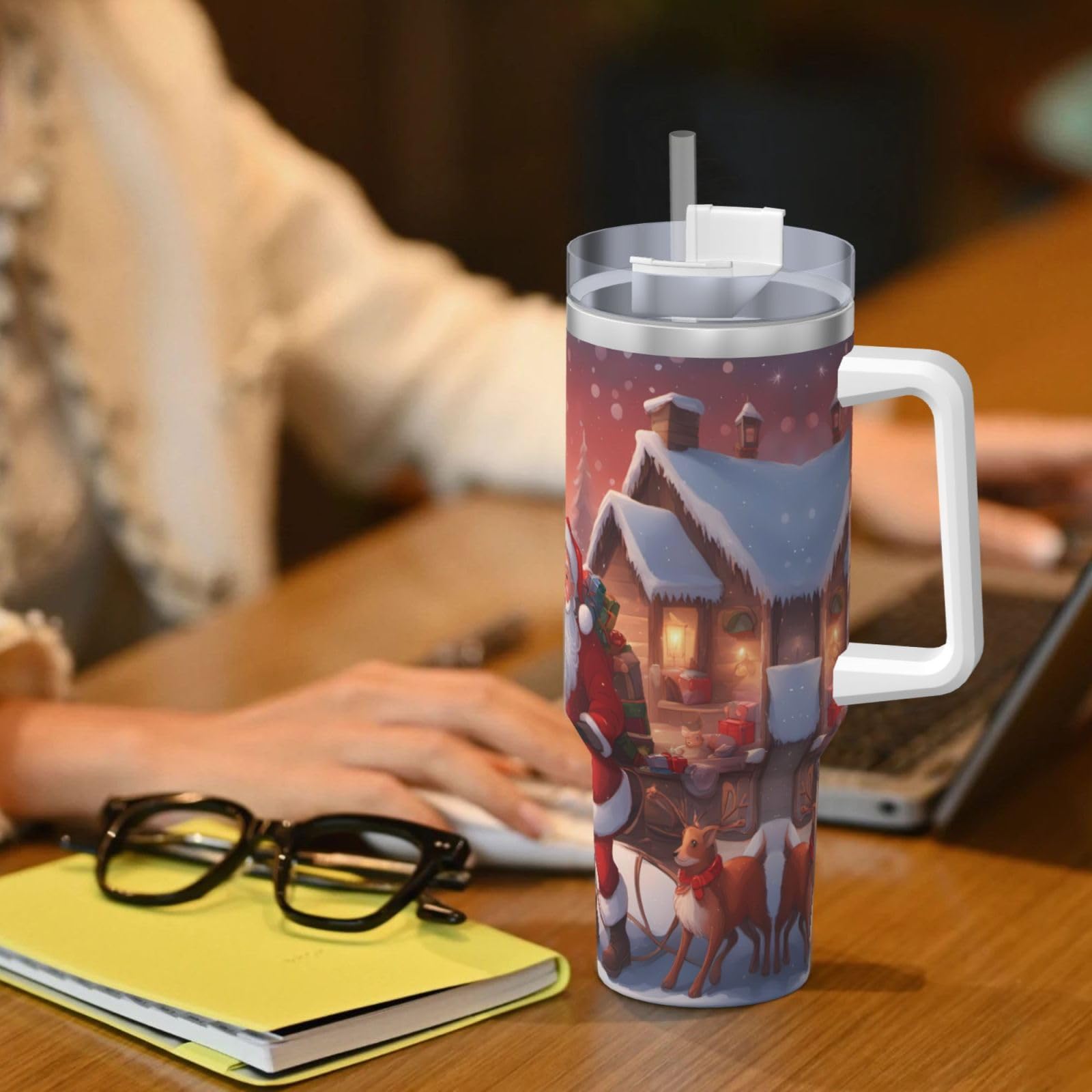 Taza instantánea de doble pared con estampado de Papá Noel de invierno de 40 onzas con tapa de asa y pajita, adecuada para batidos de agua, batidos