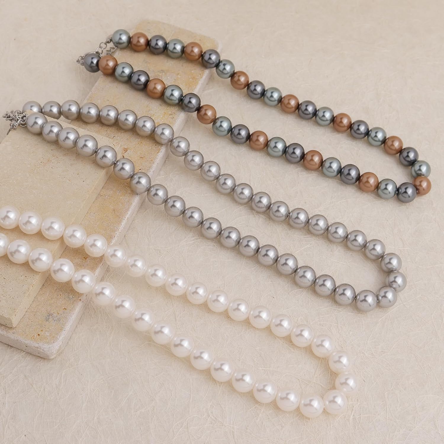 Sonateomber Pearls Choker Necklaces for Women, Simple Dainty Round Pearl Beaded Chain Necklaces Wedding Prom Jewelry Gift - Image 4