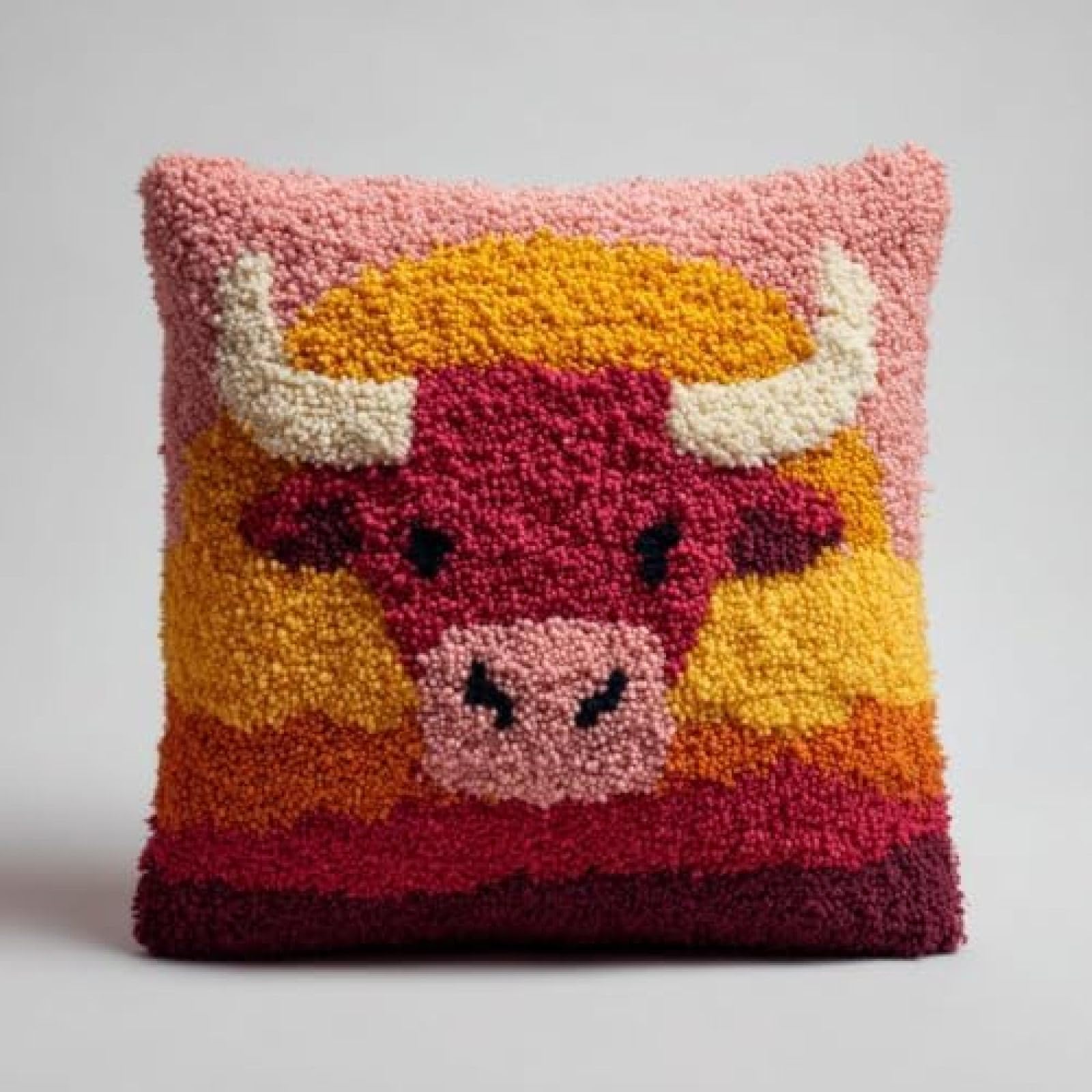 kitphoenix DIY Latch Hook Pillow Cover Kit,Bull and Sunset,Adults Craft Kit with Pre-Printed Embroidery Canvas,Yarn and Hook,43x43 cm Cushion Cover for Home Décor