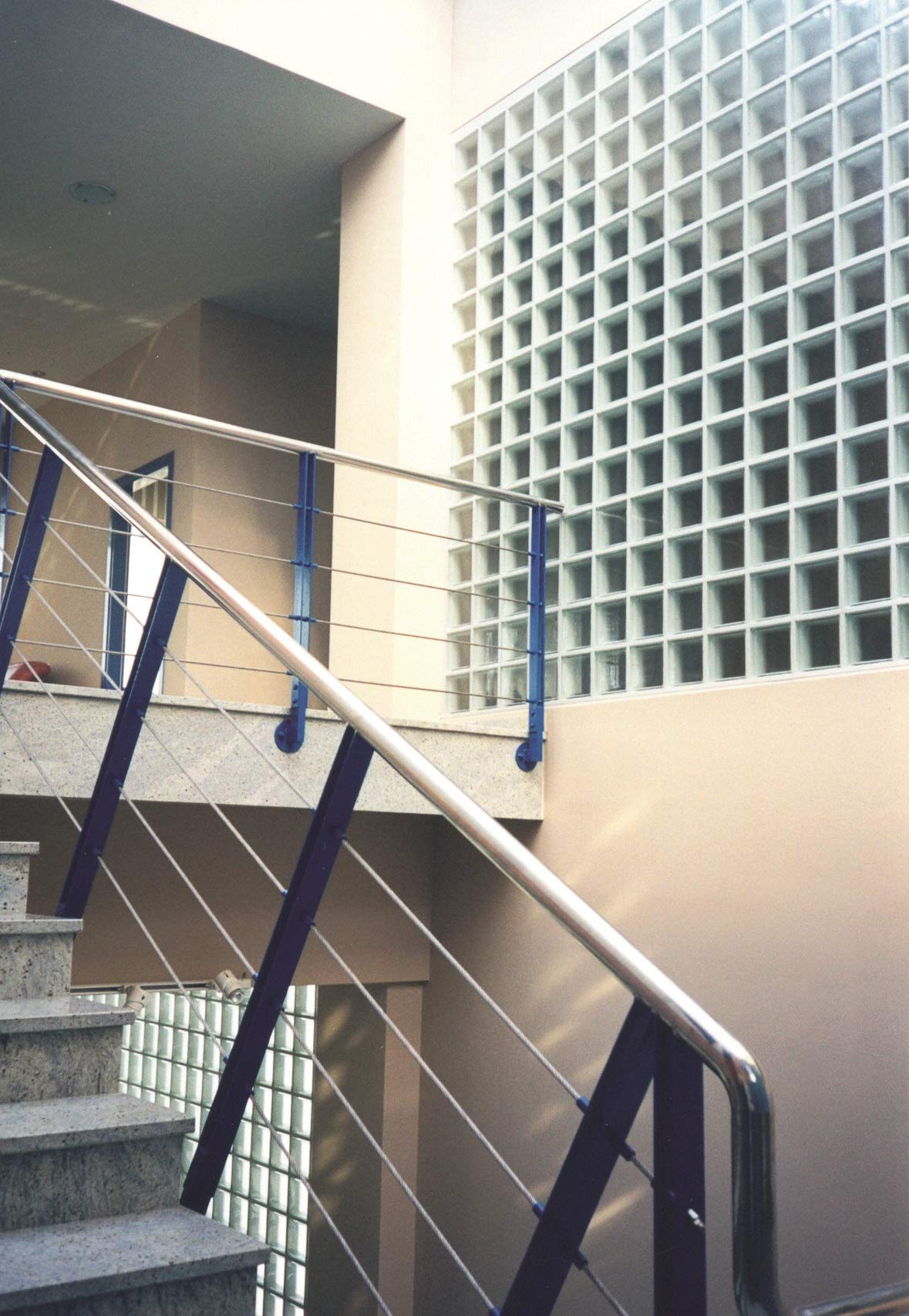 Bloque de vidrio Pavés Liso Transparente | Dimensión 190x190x80 mm | Unidad de venta: caja de 5 piezas | PRODUCCIÓN DESCARBONIZADA