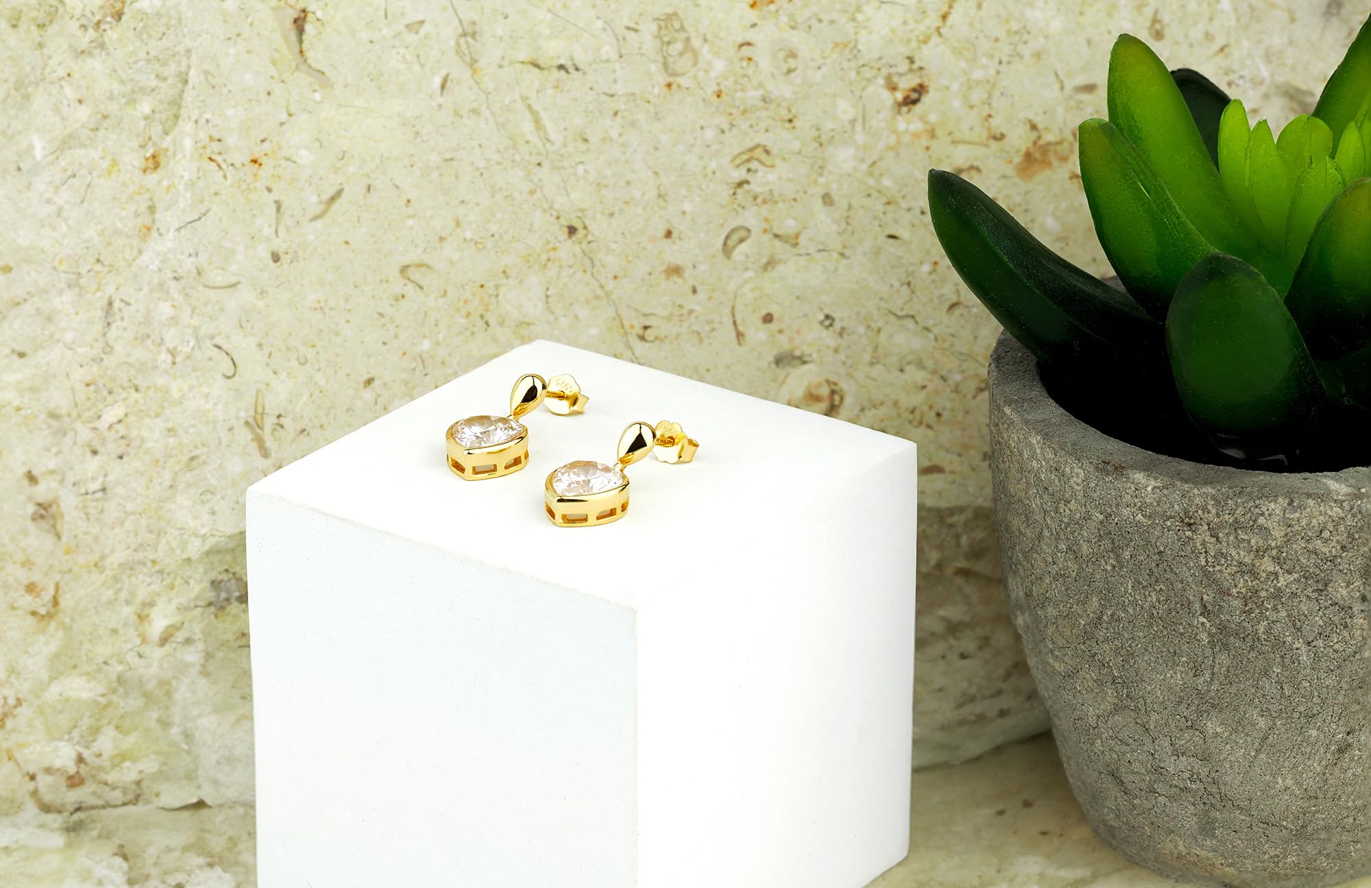 SOFIA MILANI - Orecchini da Donna in Argento 925 - con Pietra Zircone - Orecchino a Perno a Cuore