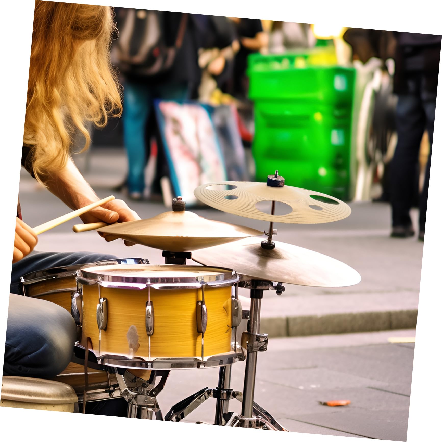 TOPBATHY Trommelbecken Mit Loch 9 Zoll Goldenes Effektbecken Aus Legierung Für Percussion Splash-Becken Mit Wasserklang Leichtes Handbecken Für Bühne Musikunterricht Und Outdoor