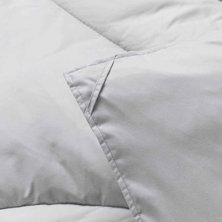 （発熱素材）MIZUNOブレスサーモ掛け布団（シングル） Amazon｜MIZUNO(ミズノ) 寝具 【発熱素材】ブレスサーモ掛け布団