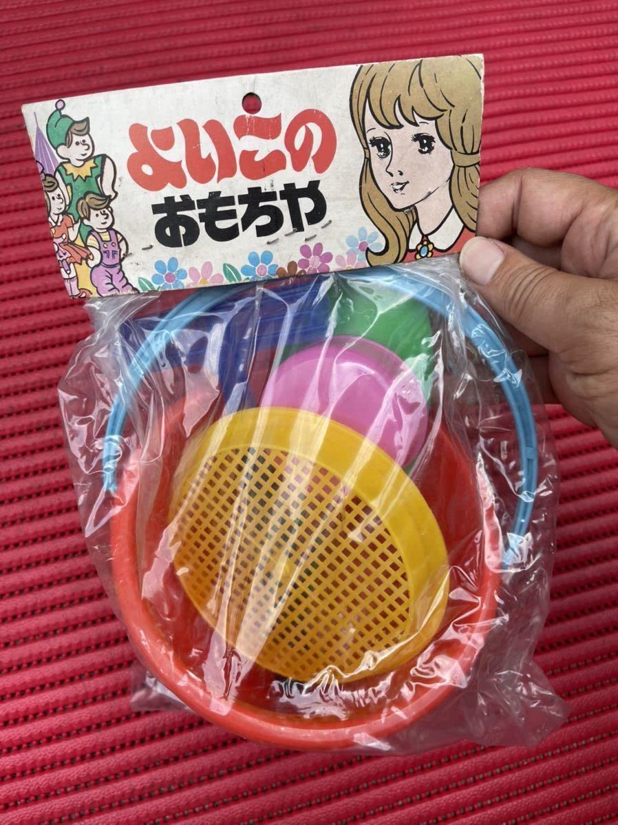 新品　未開封　昭和レトロ　ぼくの、わたしのおもちゃ　水遊び　砂遊び　3点セット Amazon.co.jp: 当時物 よいこのおもちゃ 砂遊びセット 水遊び 砂浜遊び