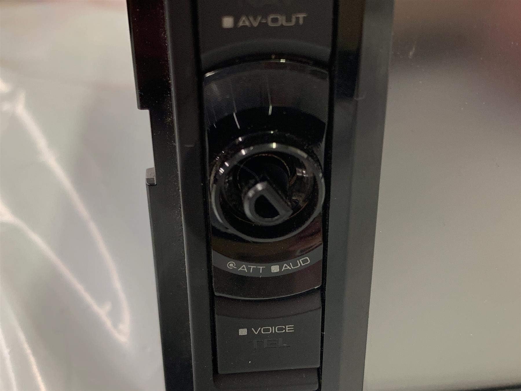 Kenwood DNX571HD 6.1 Ddin Receiver Navigation Dvd Hdmi Bluetooth Hd Radio Siriusxm Ready