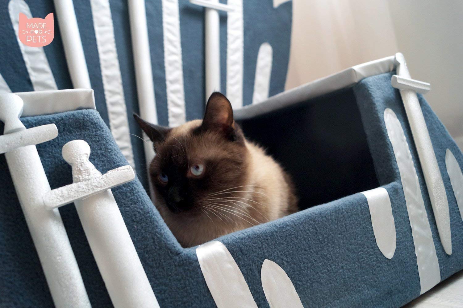 game of thrones cat bed
