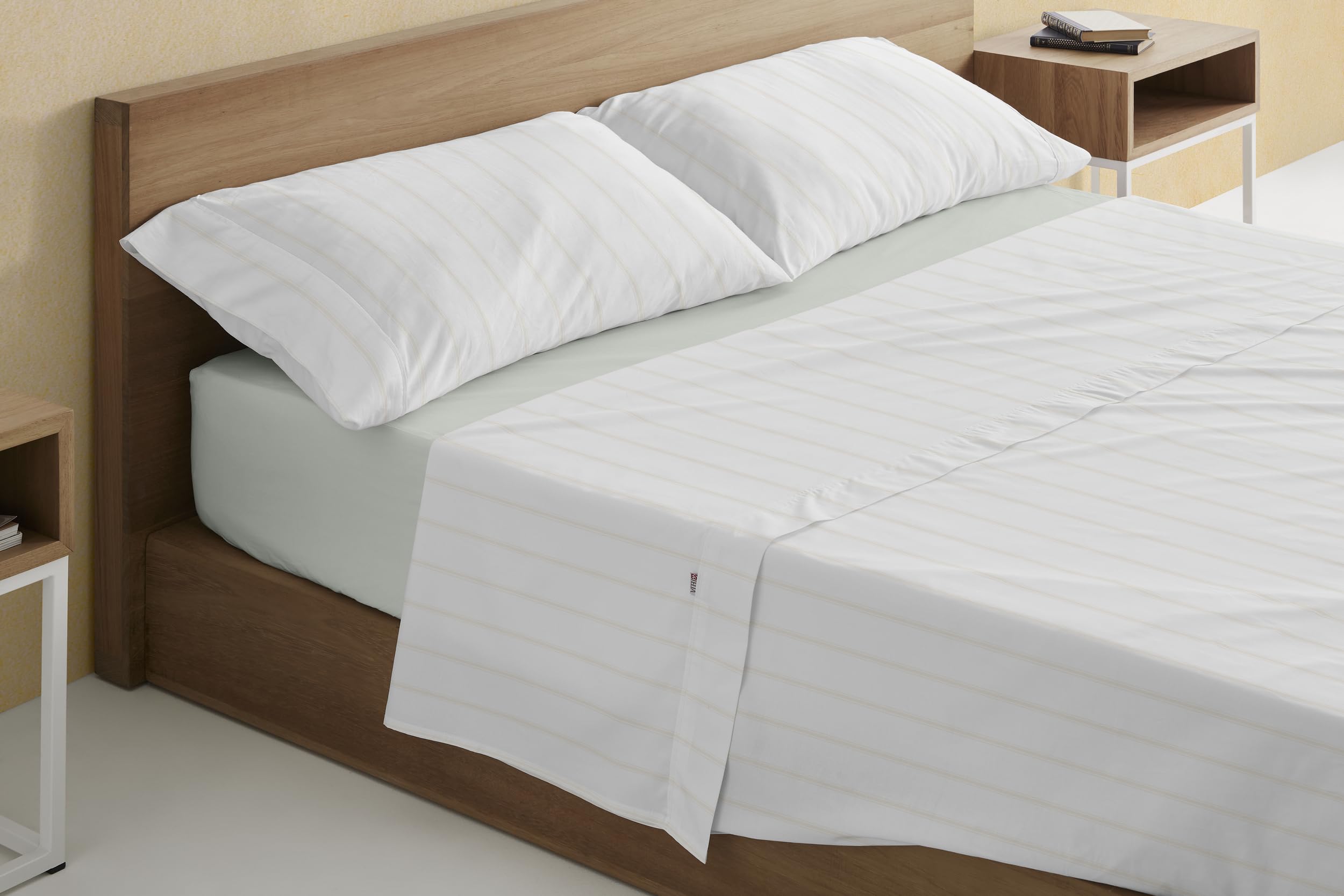 Juego de sábanas de algodón Rita color piedra. Cama de 105 cm. 3 piezas