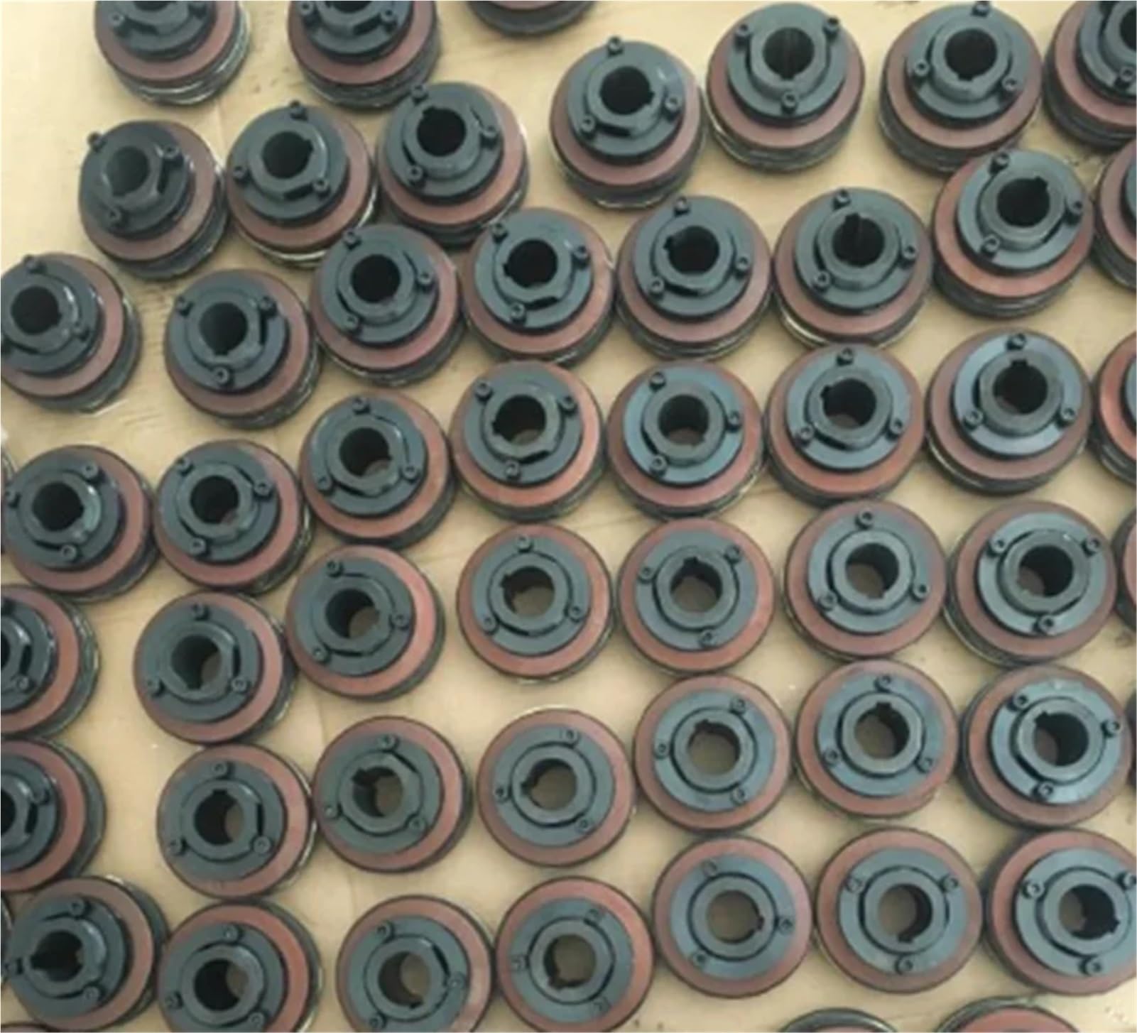 Compatibile con giunto limitatore di coppia a frizione - Frizione di sicurezza con protezione da sovraccarico con impostazioni di coppia regolabili for la protezione della macchina(BML200-2)