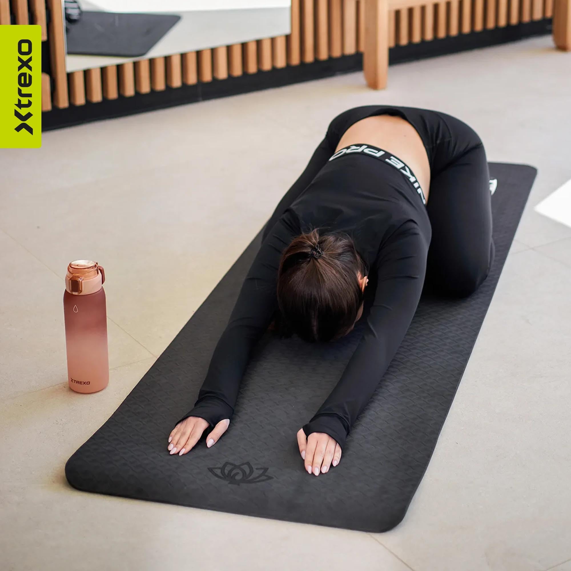 TREXO Mata do fitnessu w kolorze różowym, wymiary 183 x 61 cm i grubość 10 mm, wykonana z ekologicznej maty do ćwiczeń TPE z antypoślizgową powierzchnią, lekka mata gimnastyczna do treningu siłowego,