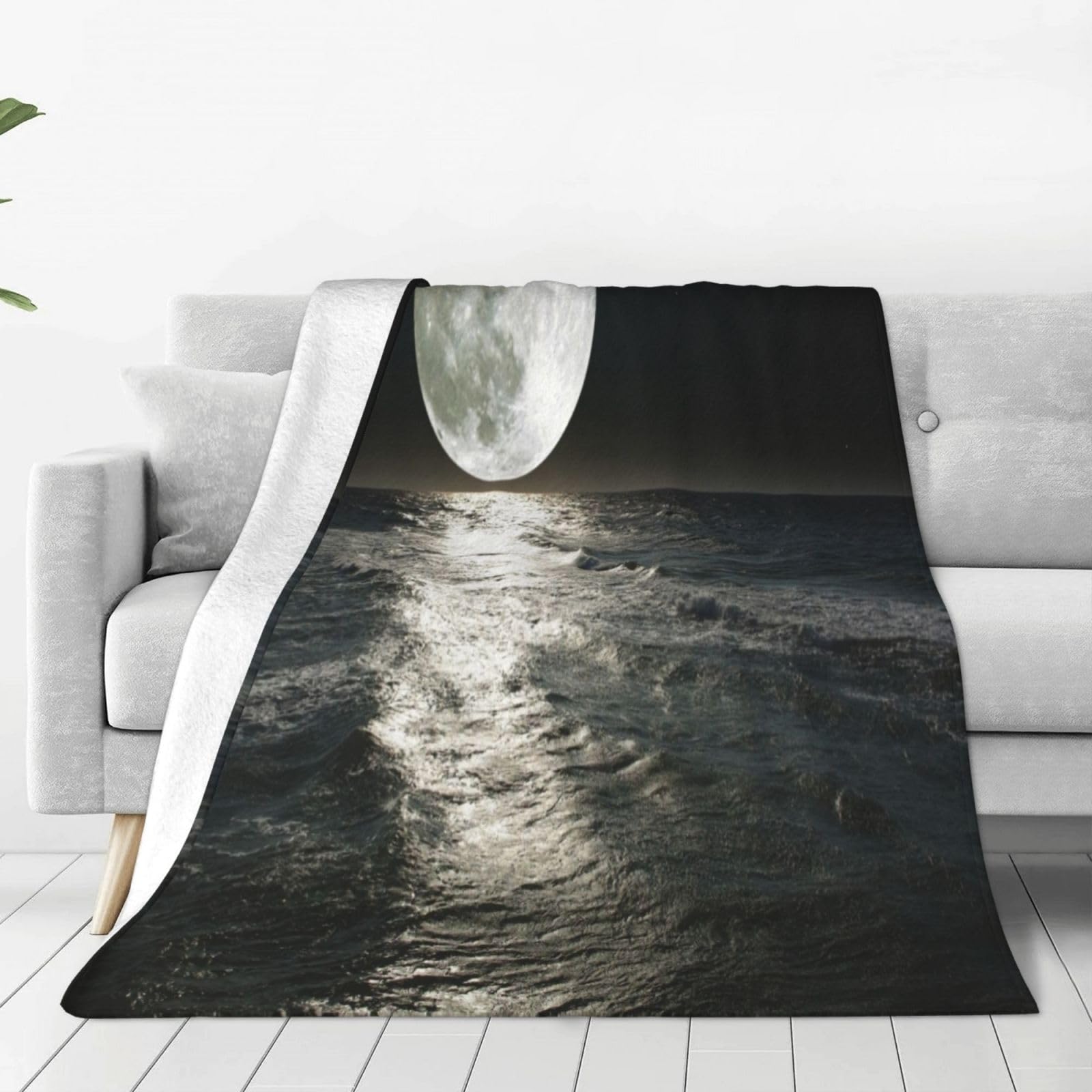 PanazuPanazu Small Full Moon Over Ocean Household Soft Printed Plush Flannel Fleece Throw Blanket 40"X30"