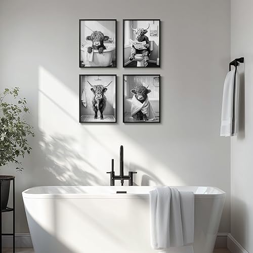 Miniatura 3 de Arte de pared enmarcado divertido de vaca de las tierras altas para baño, 4 piezas de impresiones de pintura en lienzo en blanco y negro, divertida