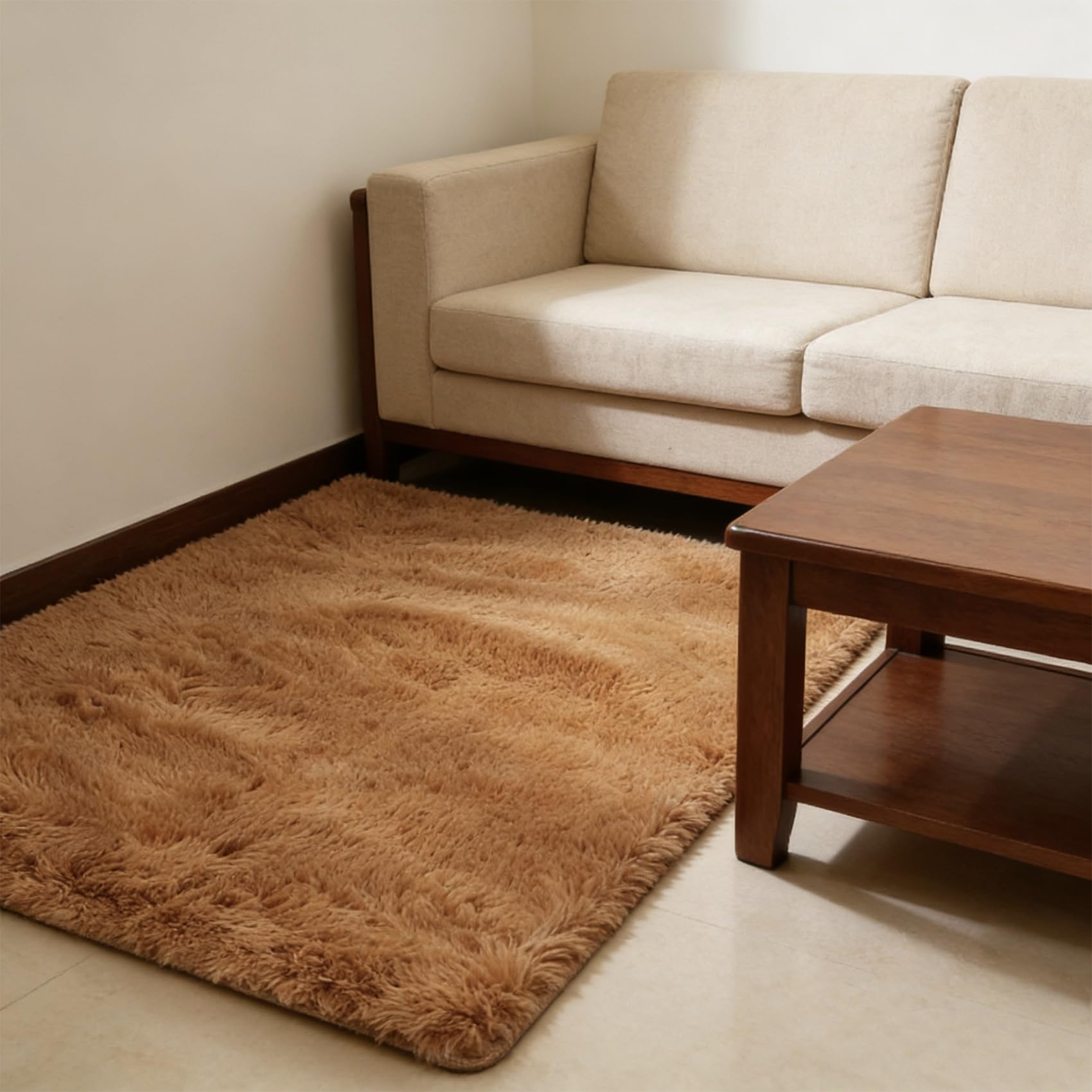 Tapis de salon élégant marron 230 x 200 cm, finitions premium pour un intérieur chic