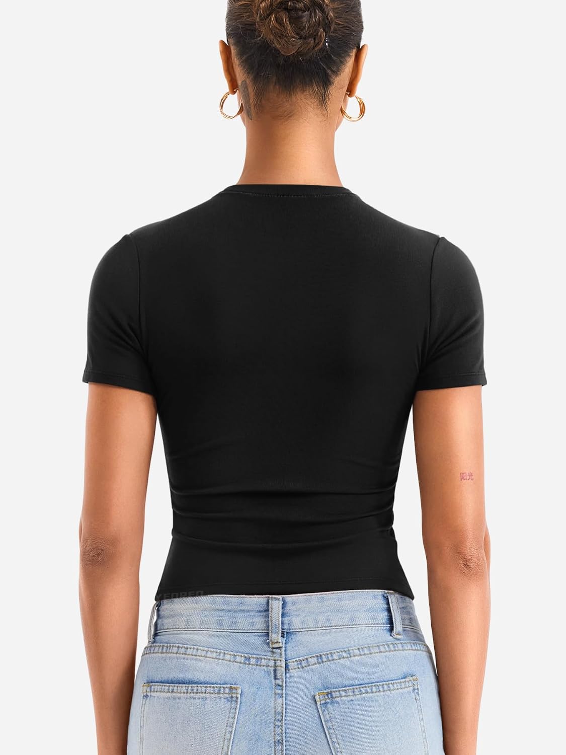 YEOREO Womens Basic T Shirts Casual Going Out Short Sleeve Crop Tops Eriney Slim Fit Crew Neck Y2K Tee - Image 4